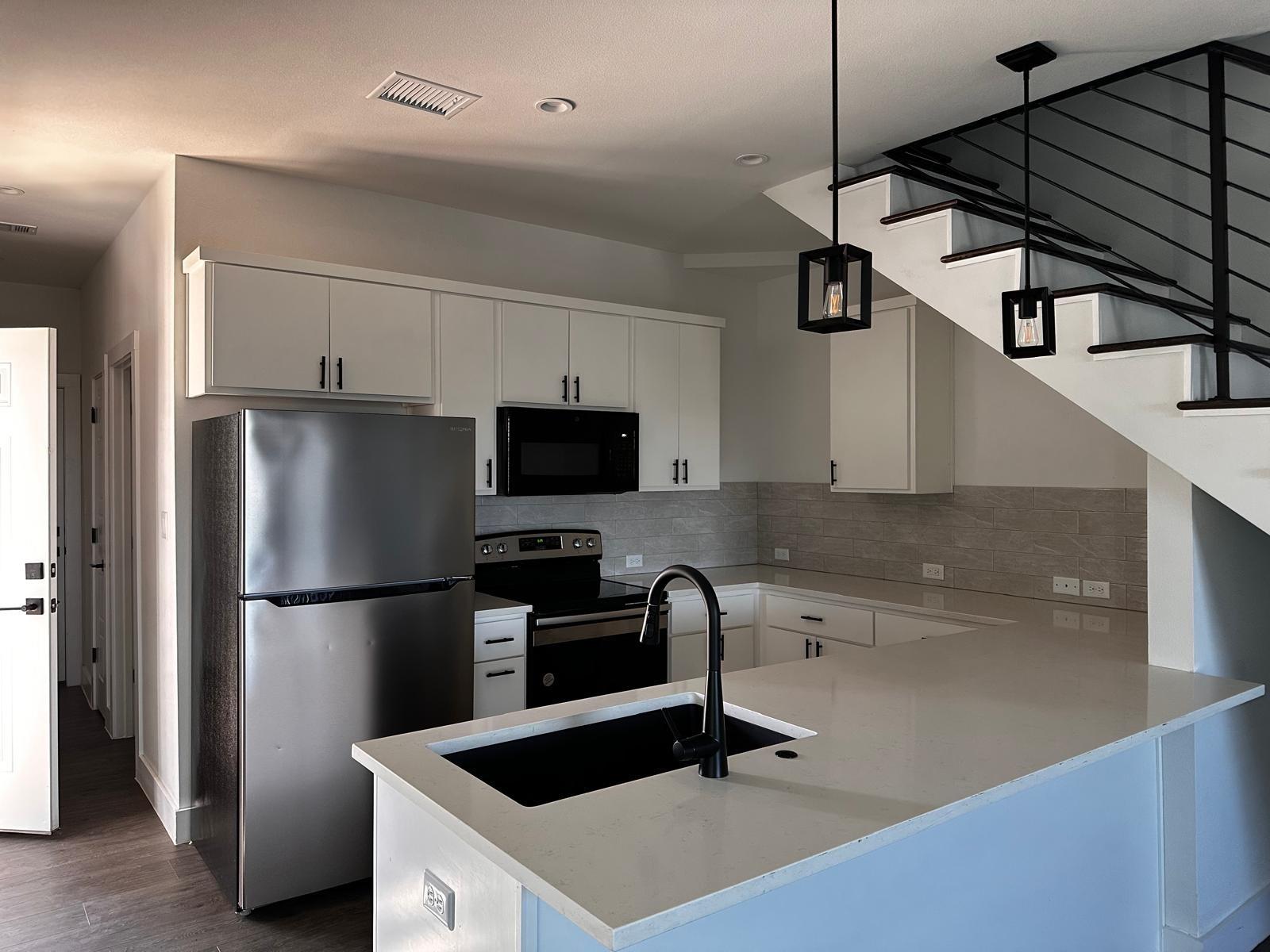 21212 Portsmouth Cv # A, Lago Vista, TX 78645