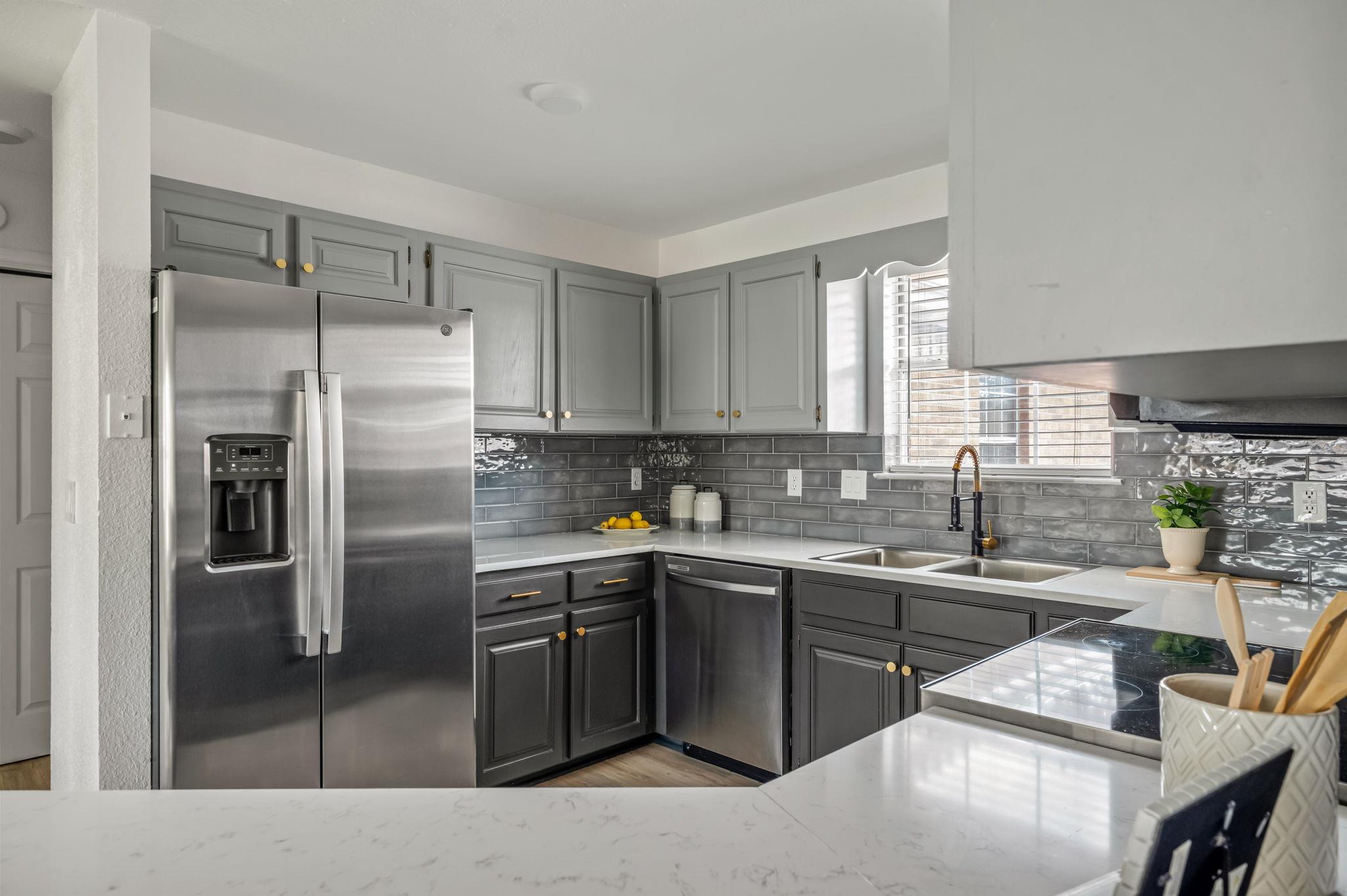 1319 Summerwood Dr, New Braunfels, TX 78130