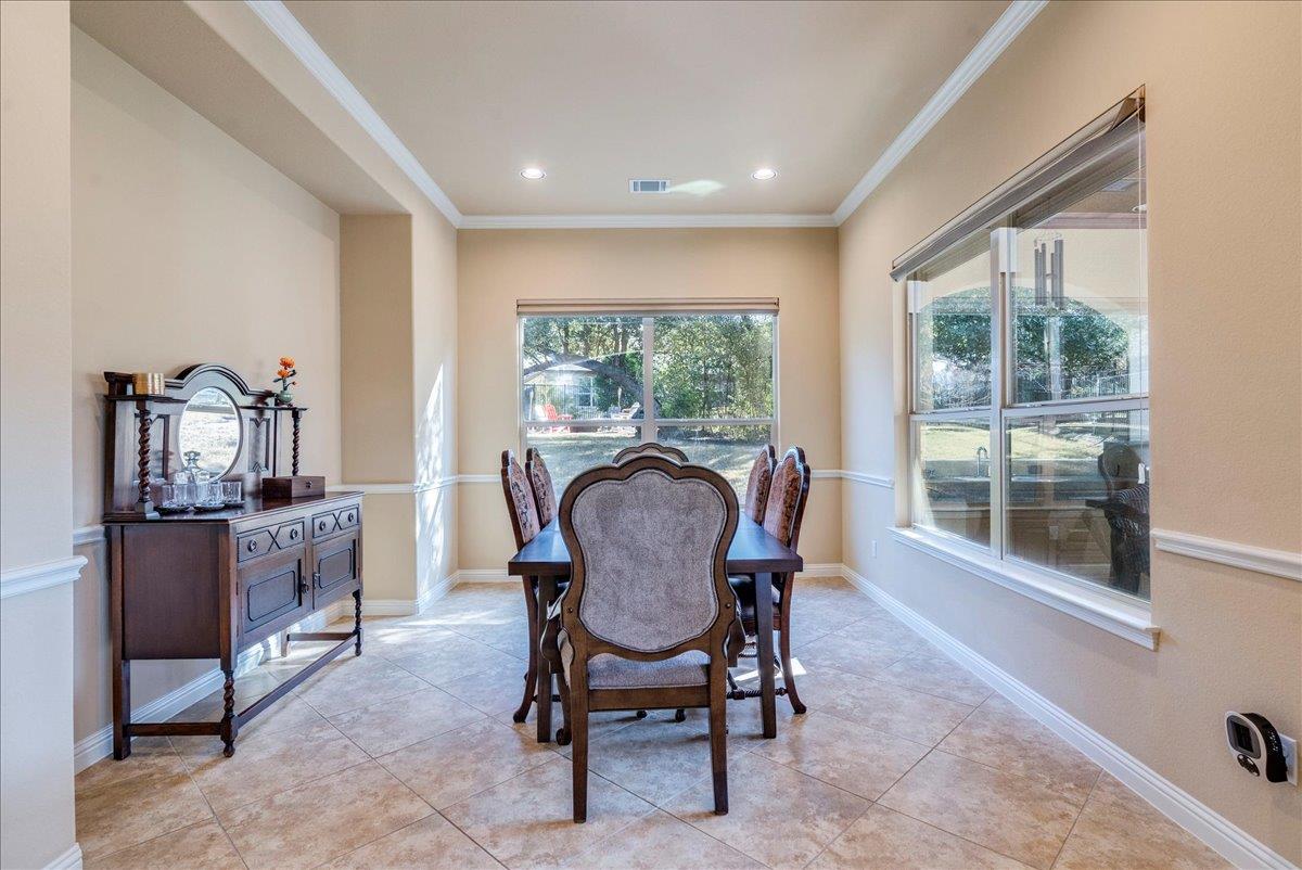 307 Duffy Ln, Austin, TX 78738