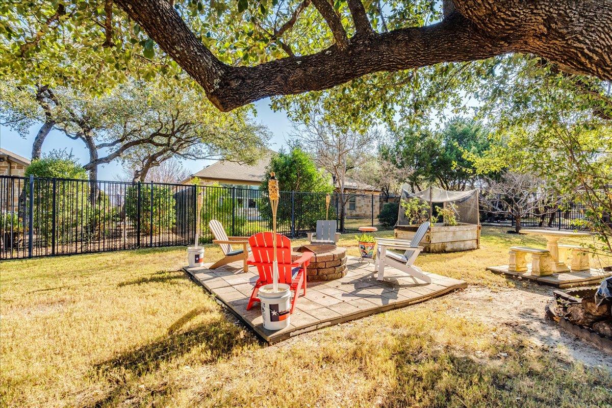307 Duffy Ln, Austin, TX 78738