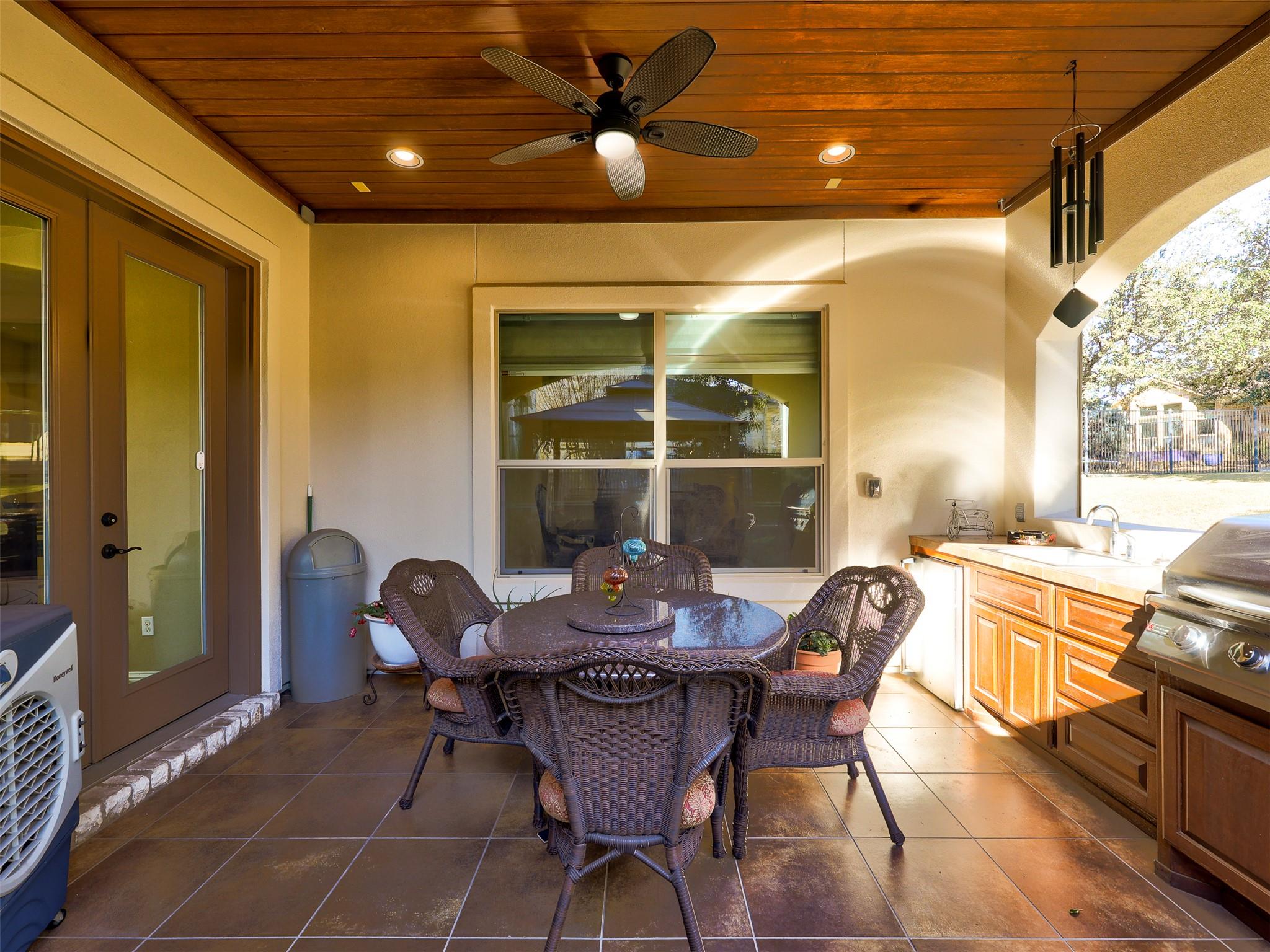 307 Duffy Ln, Austin, TX 78738