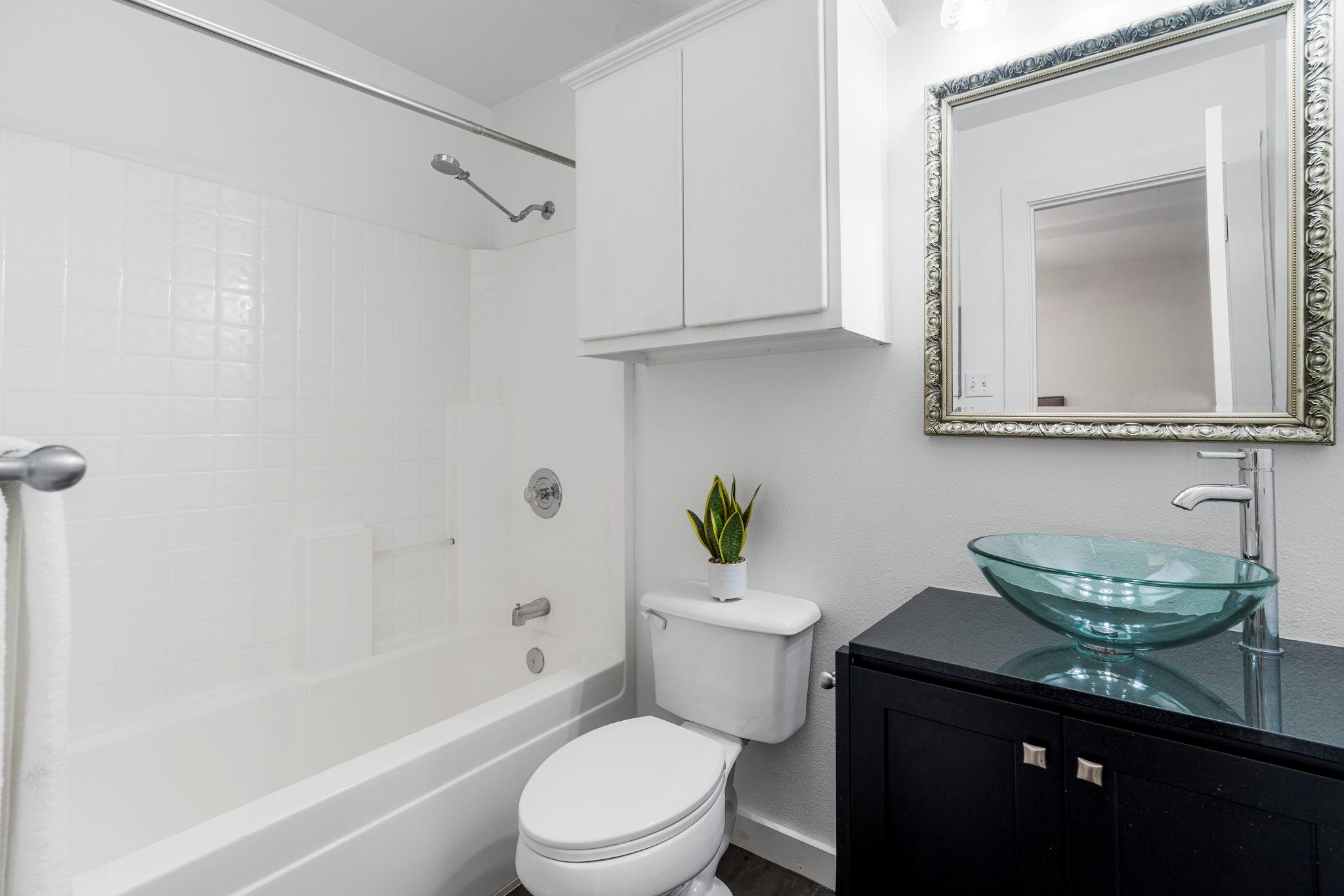 2114 Goodrich Ave # 10, Austin, TX 78704