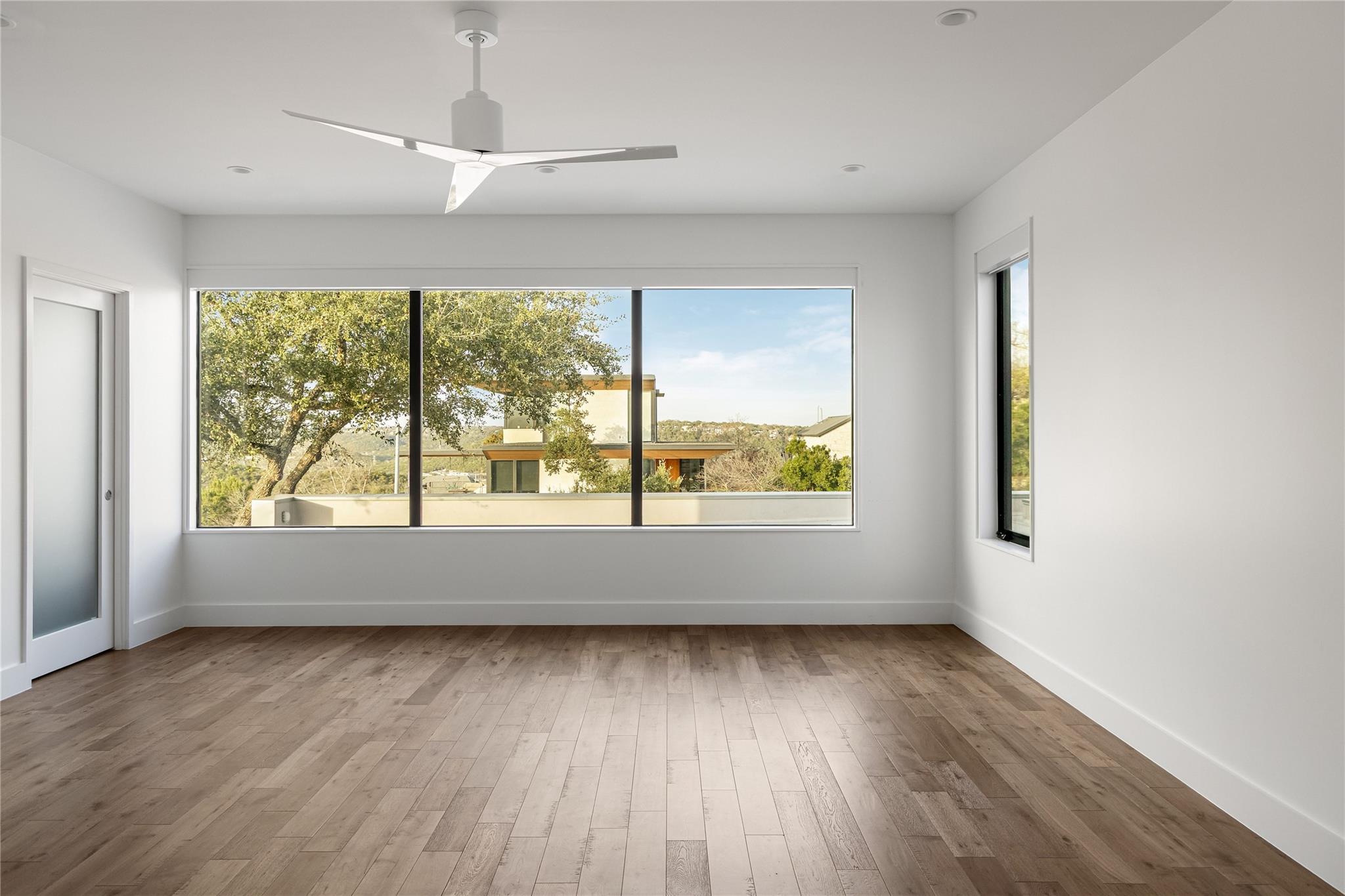 6607 W COURTYARD Dr, Austin, TX 78730