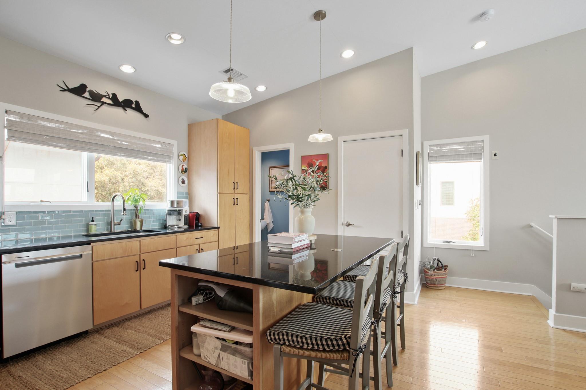 1702 S Lamar Blvd # 3, Austin, TX 78704