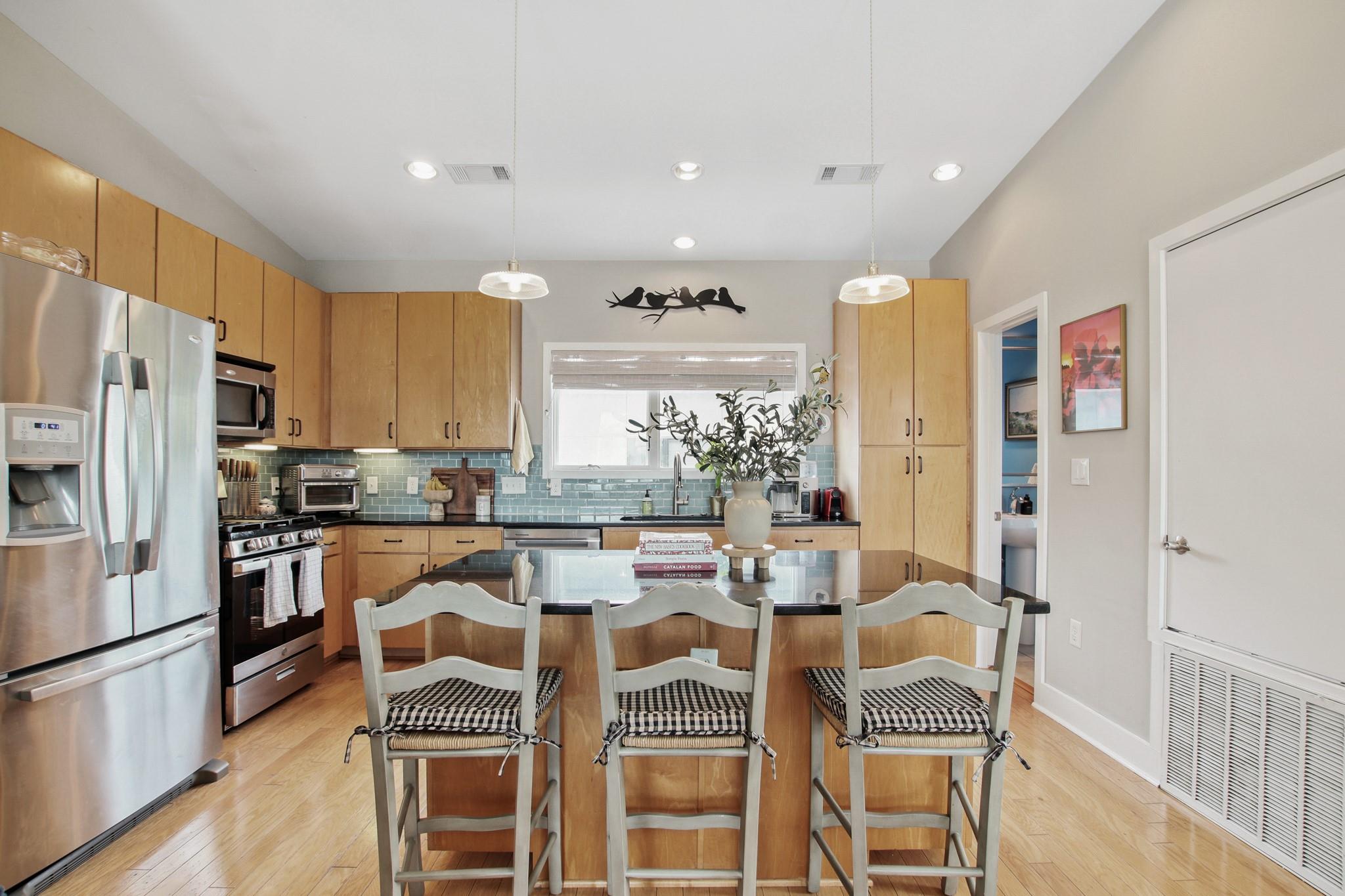 1702 S Lamar Blvd # 3, Austin, TX 78704