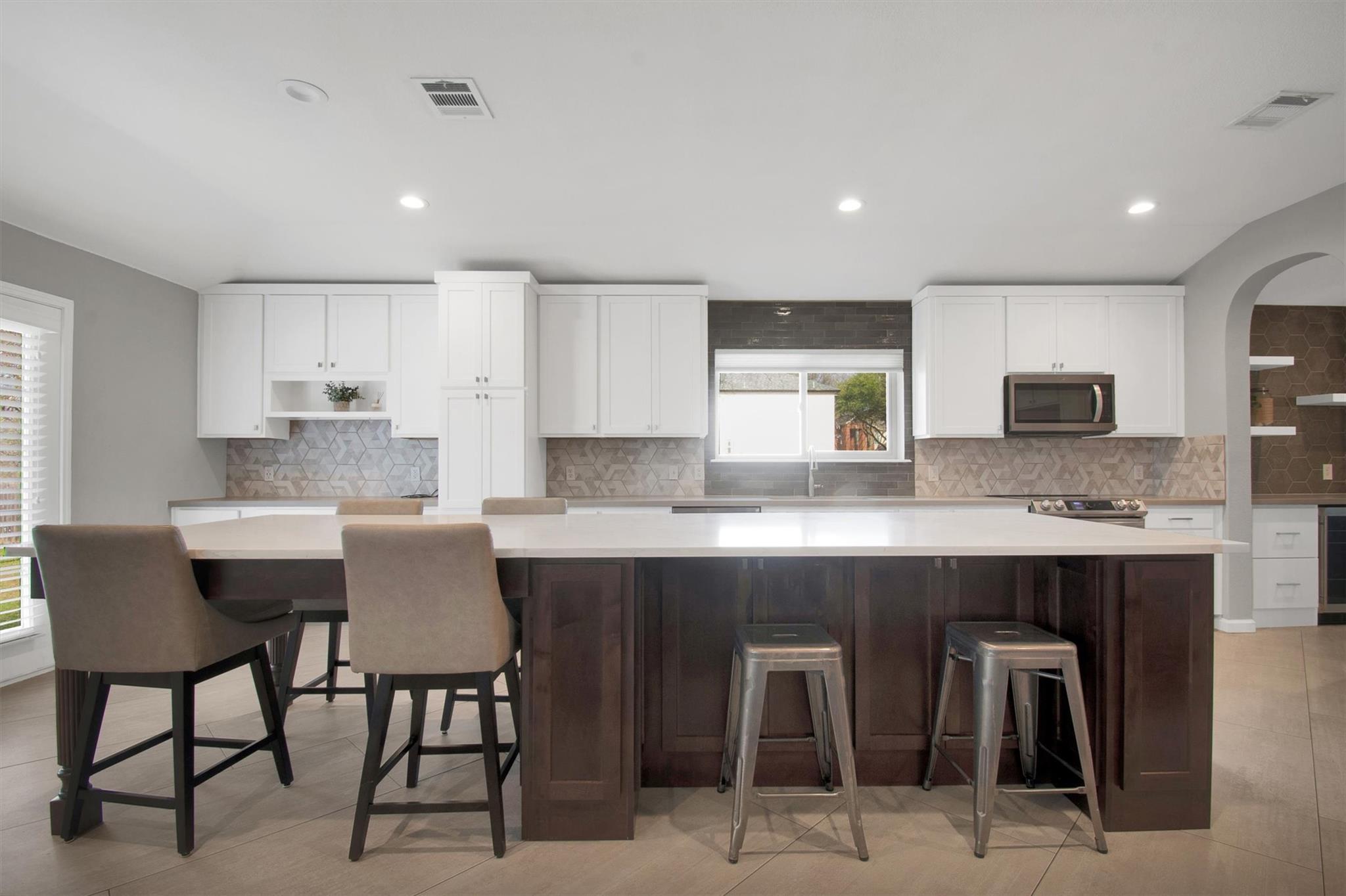 901 Bella Vista Cir, Kyle, TX 78640