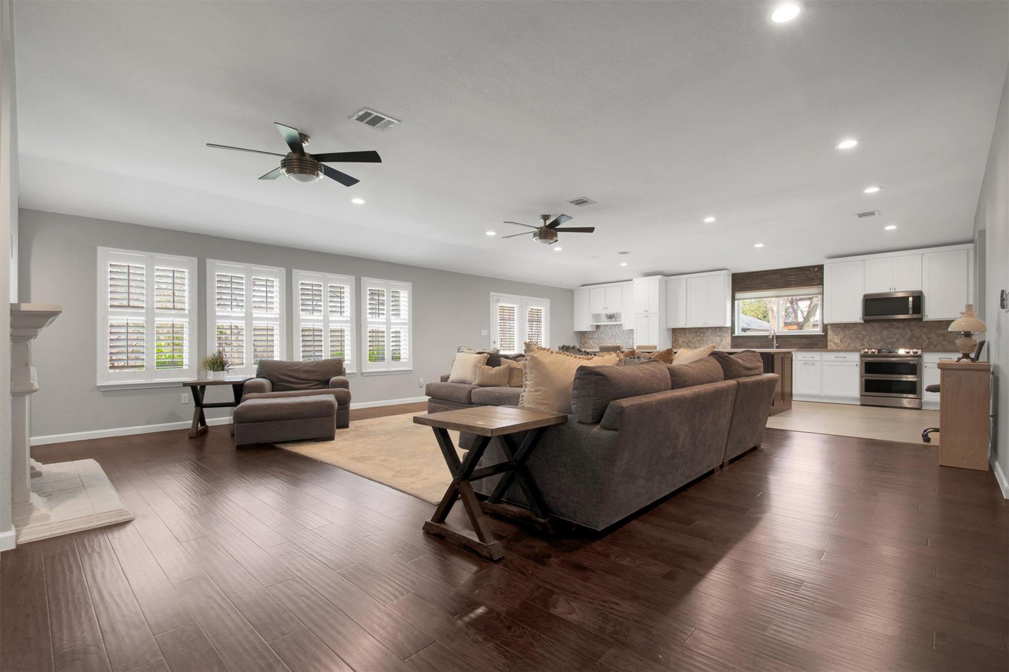 901 Bella Vista Cir, Kyle, TX 78640