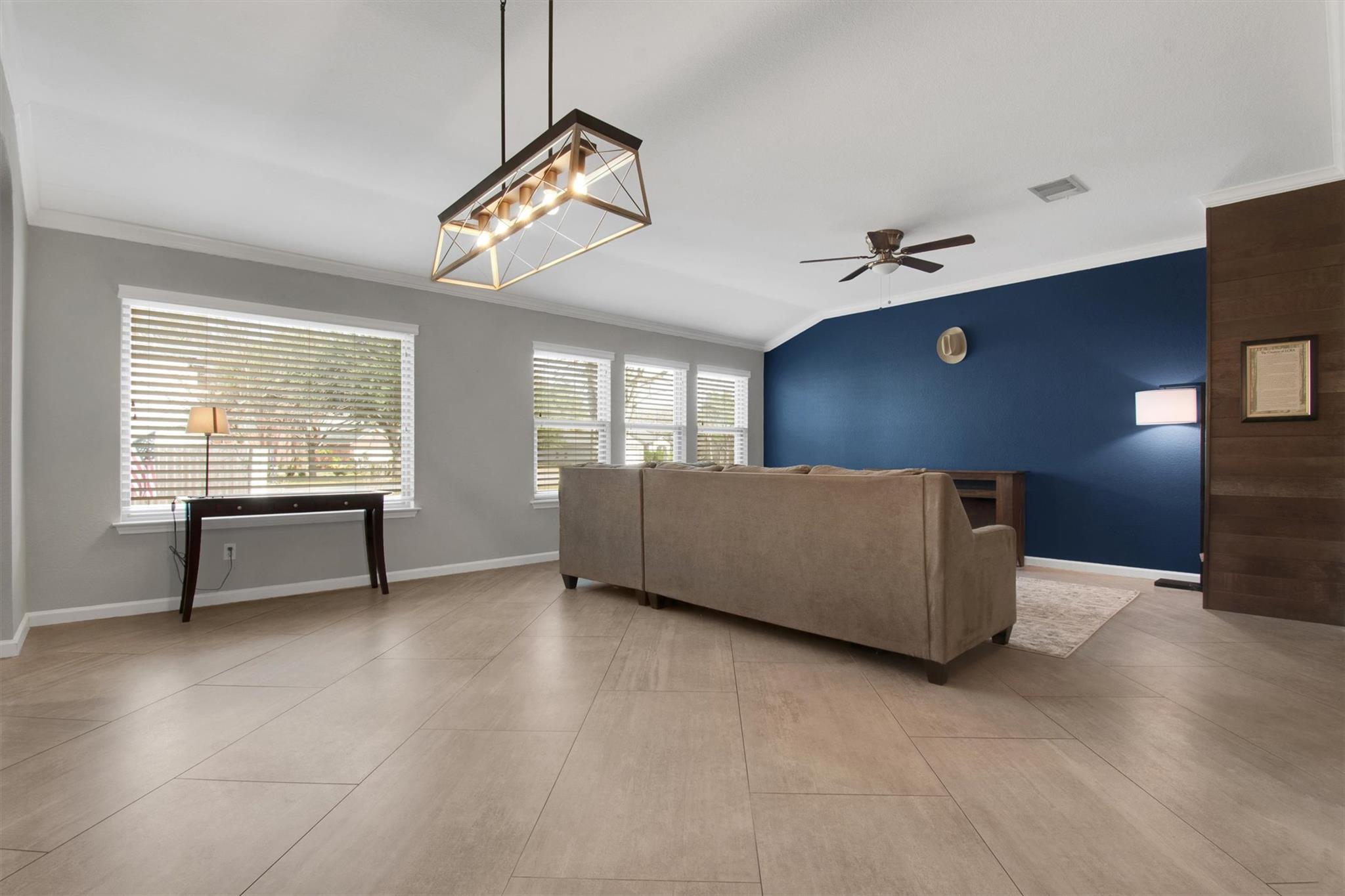 901 Bella Vista Cir, Kyle, TX 78640