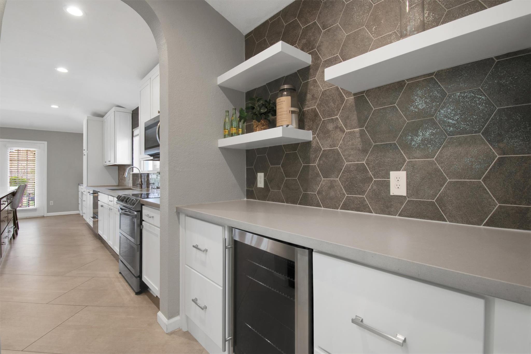 901 Bella Vista Cir, Kyle, TX 78640