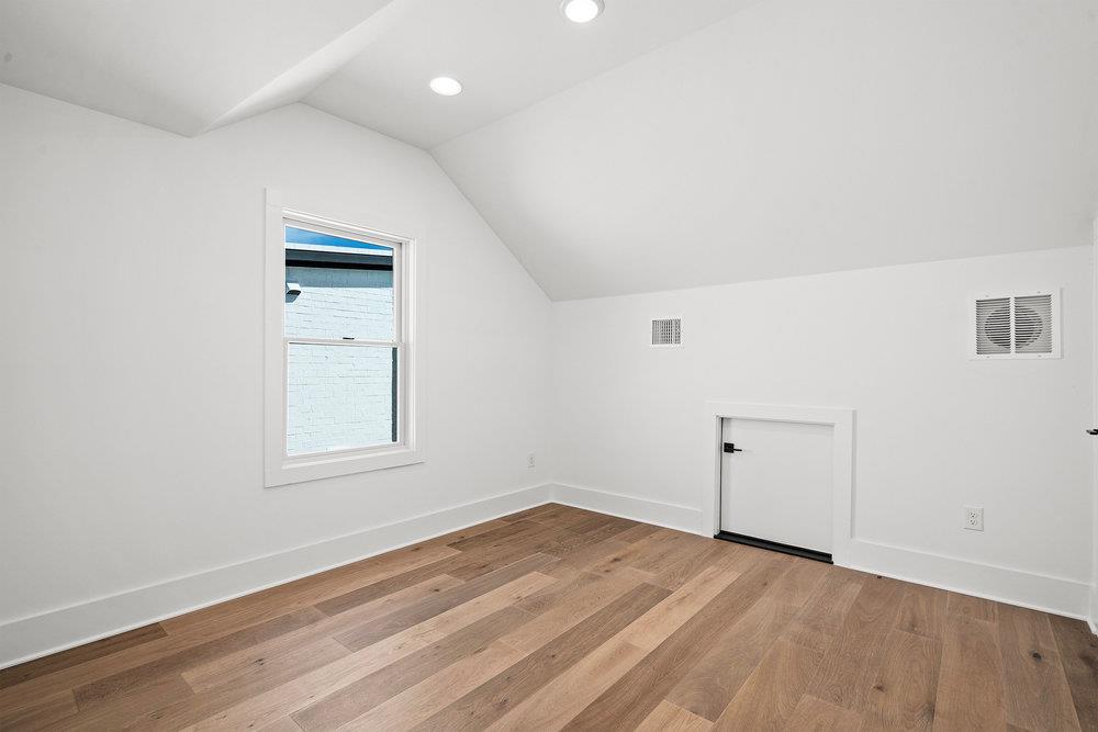 1719 Spyglass Dr # 16, Austin, TX 78746