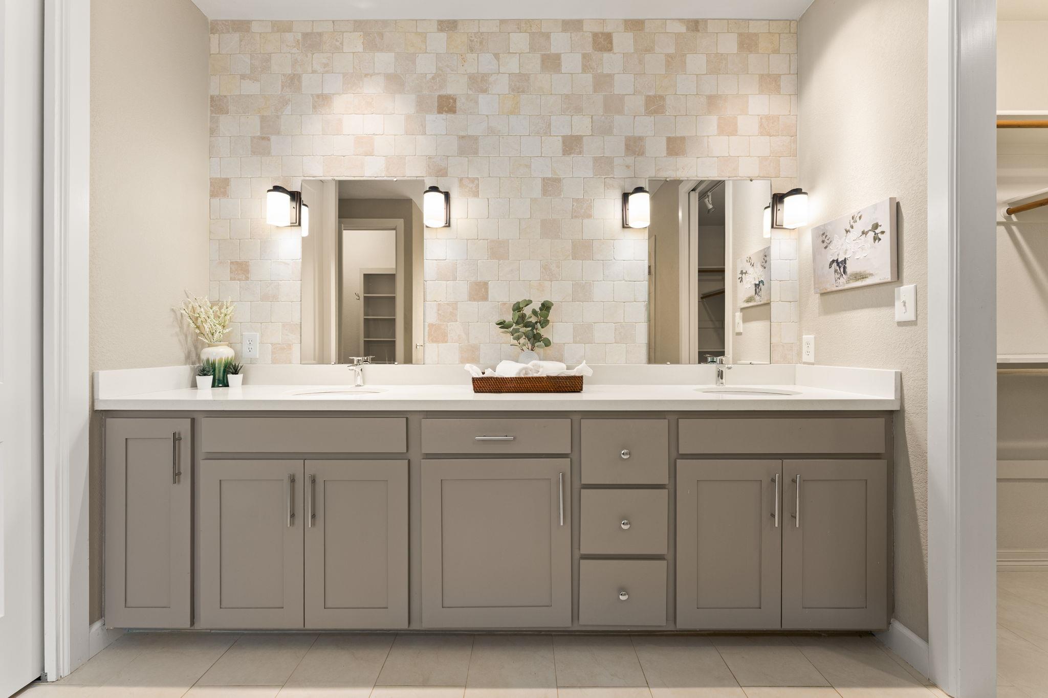 2016 Lakeway Blvd, Lakeway, TX 78734