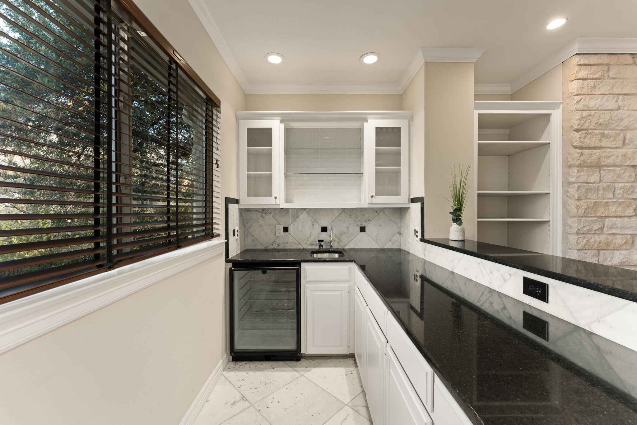 2016 Lakeway Blvd, Lakeway, TX 78734