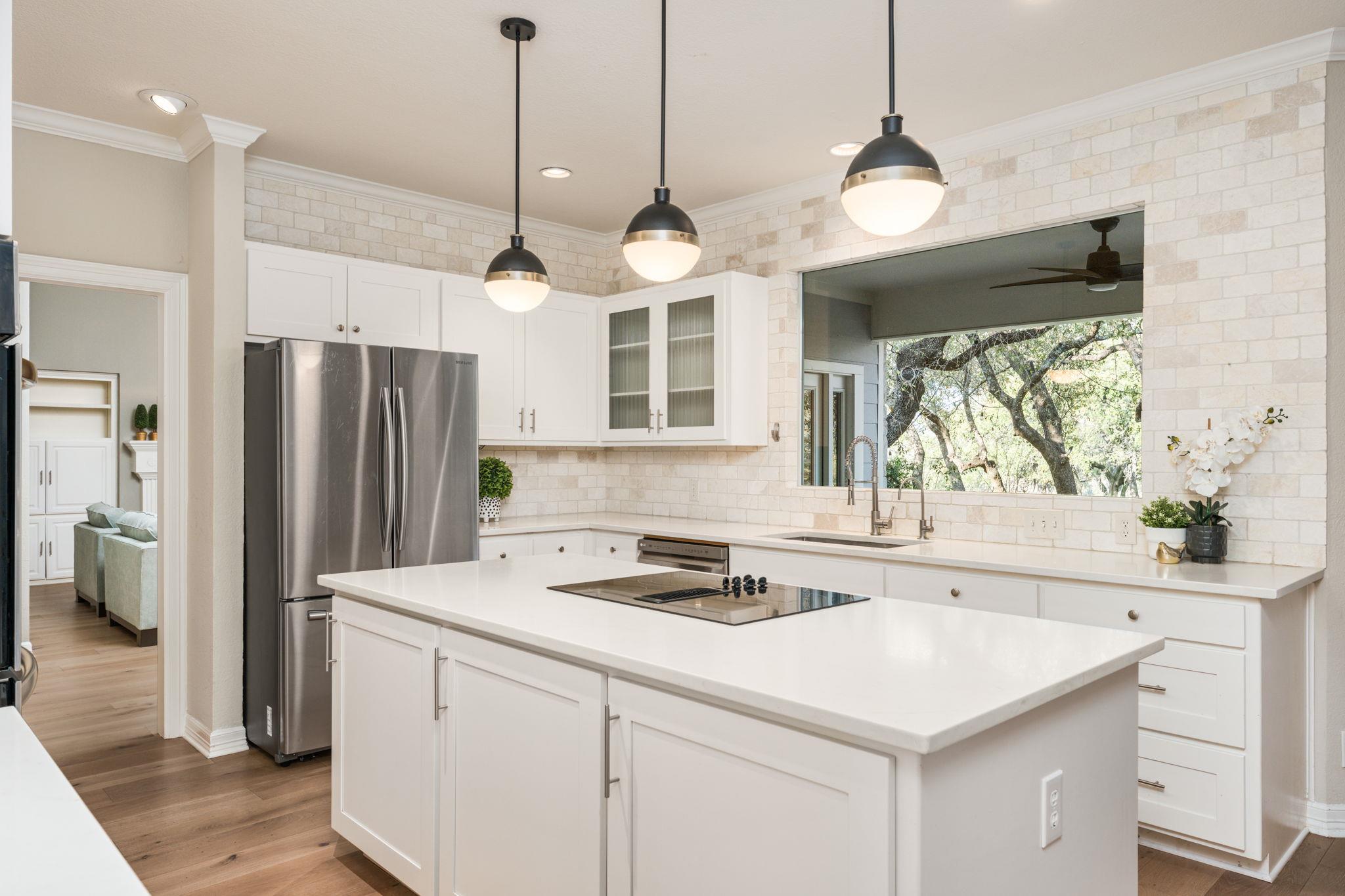 2016 Lakeway Blvd, Lakeway, TX 78734