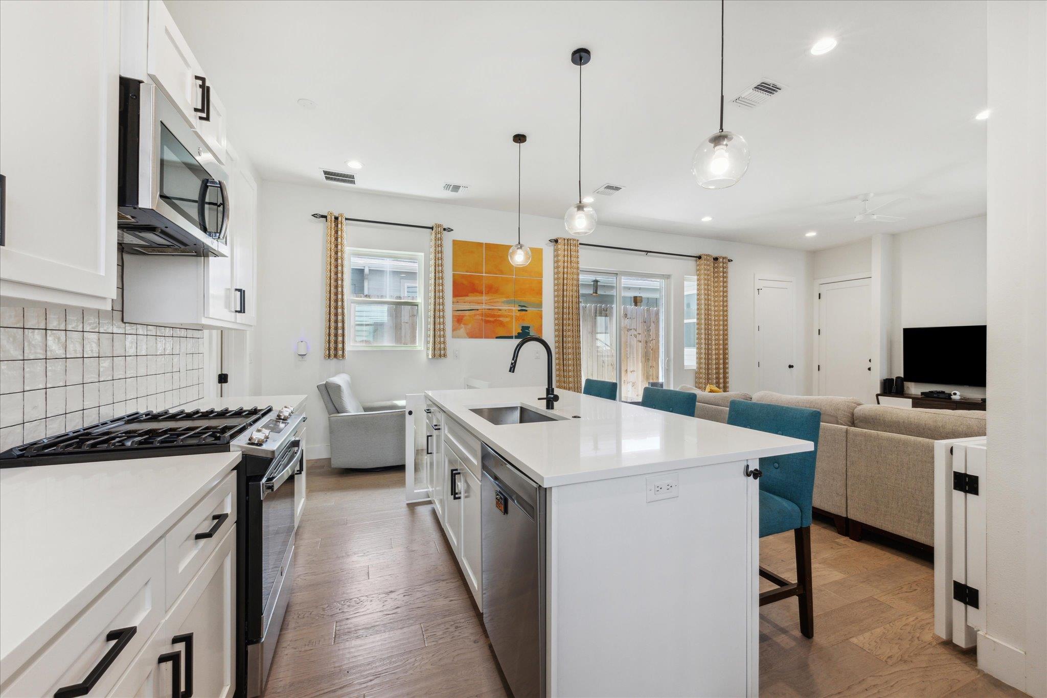 5413 Blue Bird Ln # 1, Austin, TX 78745