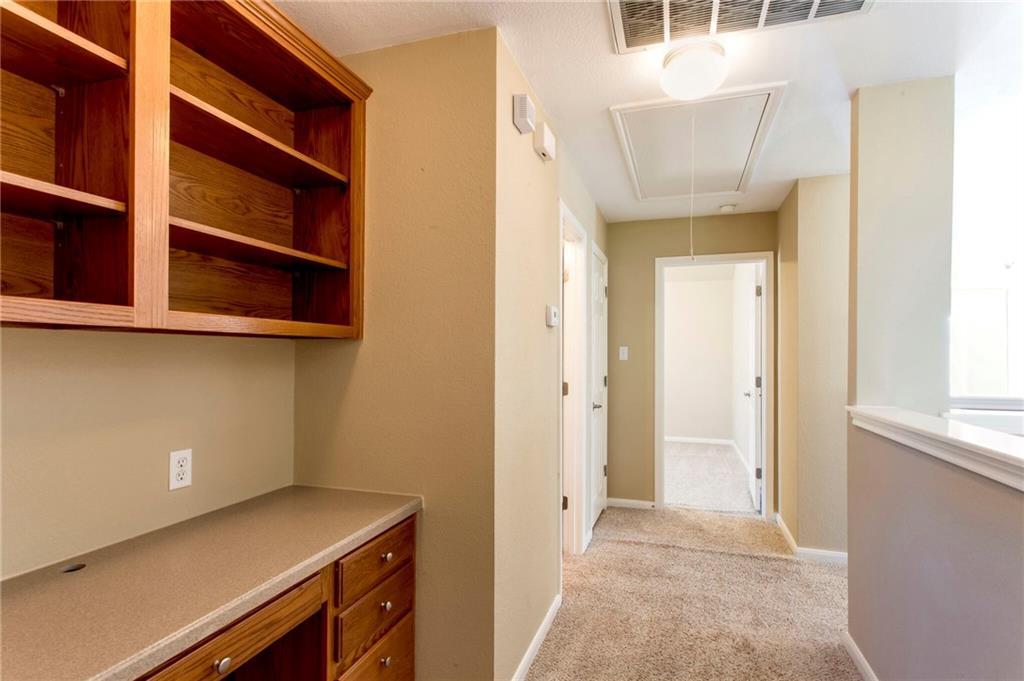 517 Dinge Bay Dr, Round Rock, TX 78664