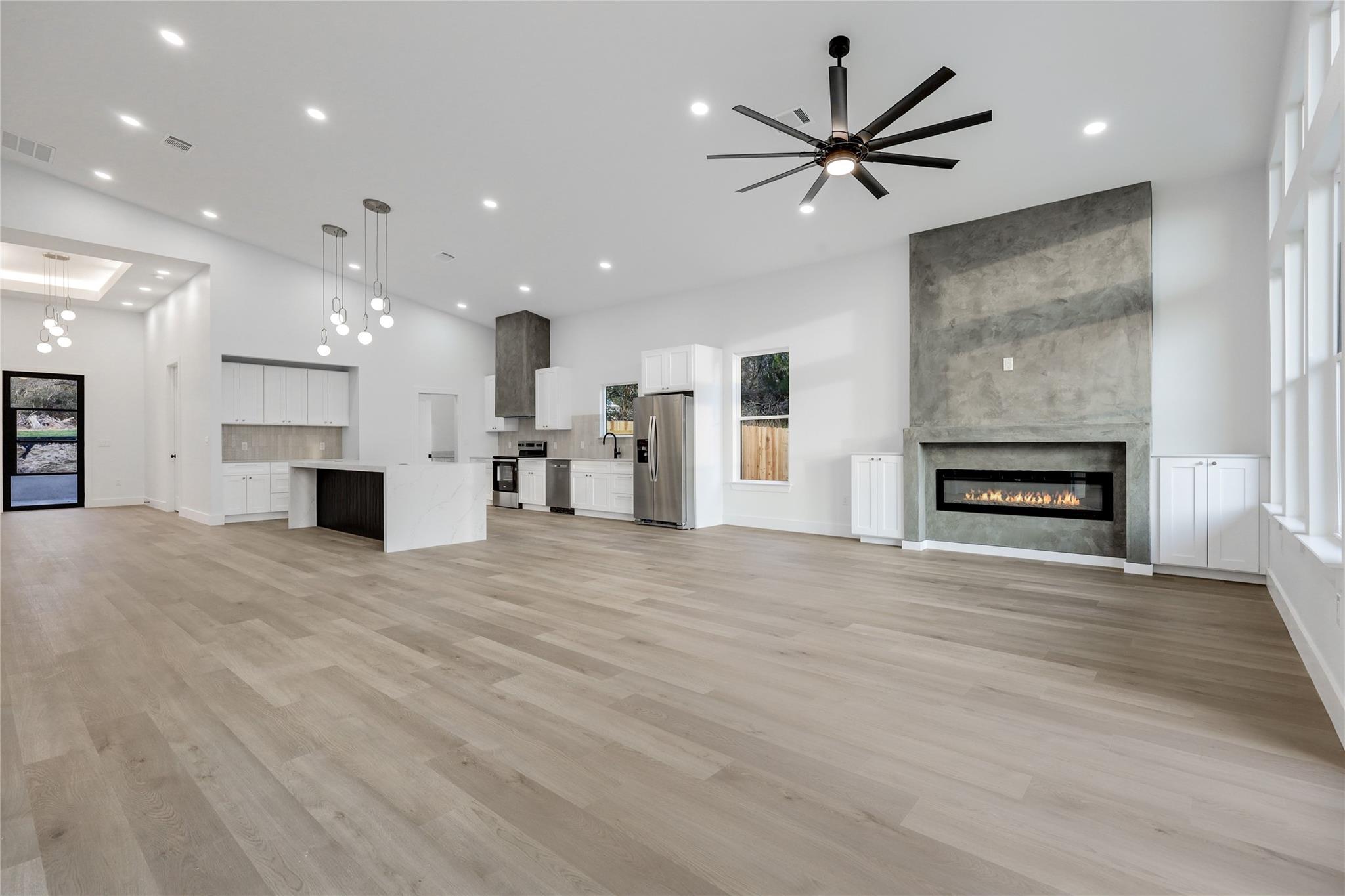 21803 O'Henry Ave, Lago Vista, TX 78645