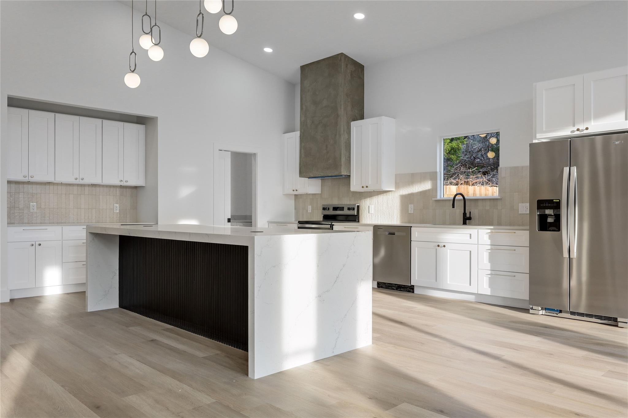 21803 O'Henry Ave, Lago Vista, TX 78645