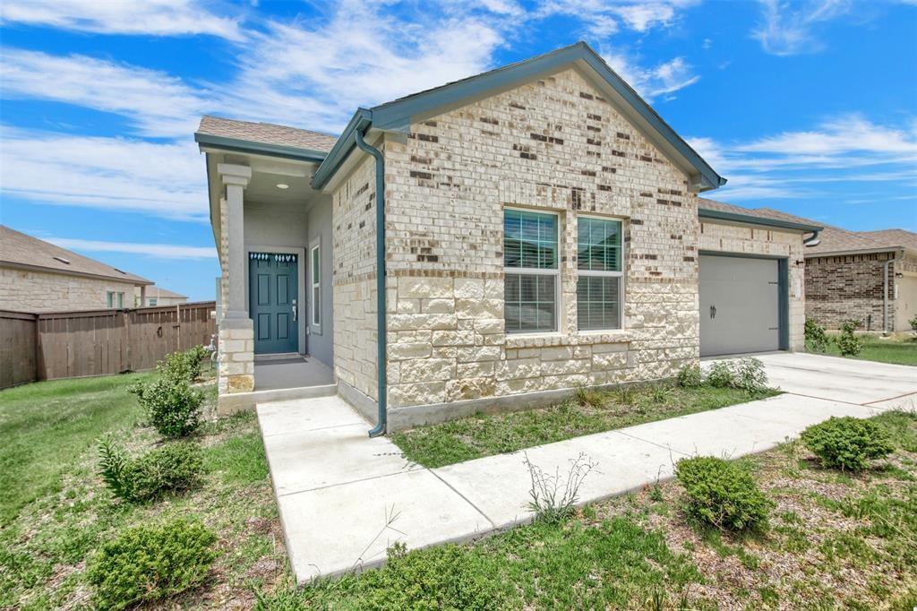 937 Mallow Rd, Leander, TX 78641