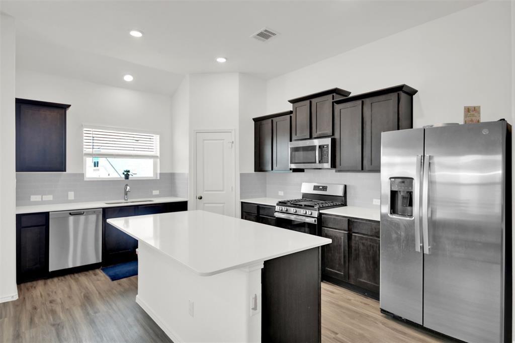 937 Mallow Rd, Leander, TX 78641