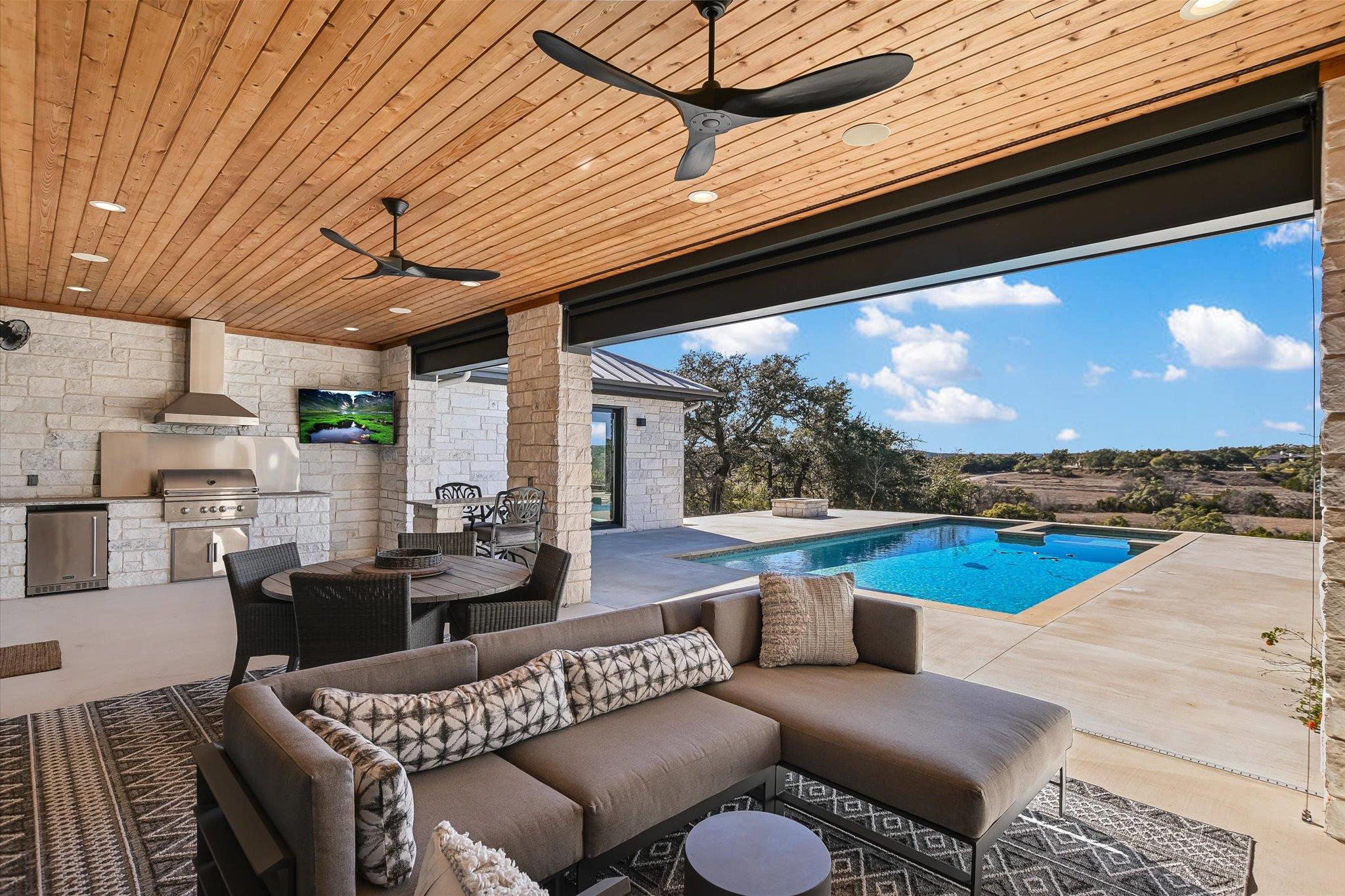 343 Pug Rippy Rd, Dripping Springs, TX 78620