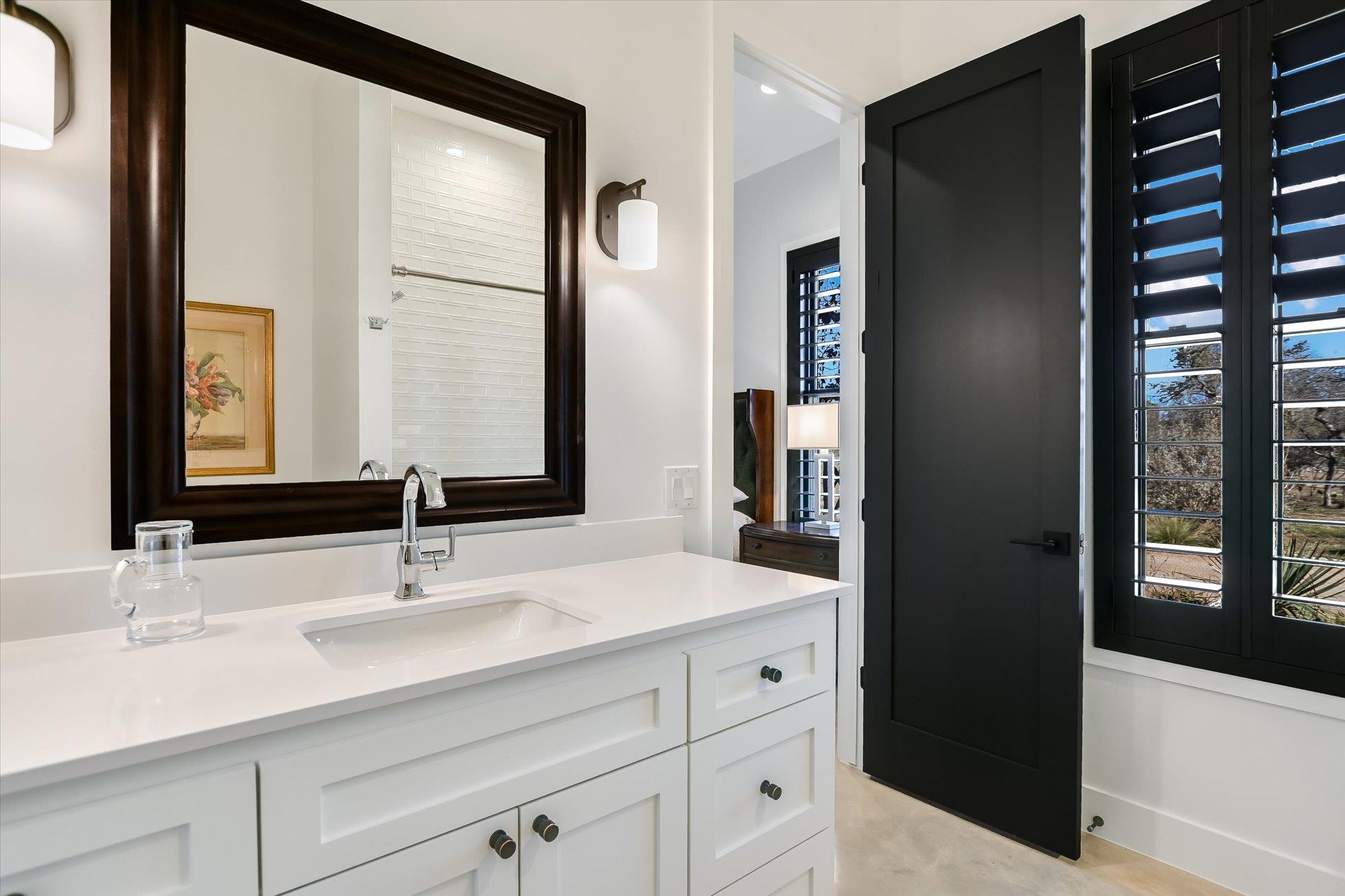 343 Pug Rippy Rd, Dripping Springs, TX 78620