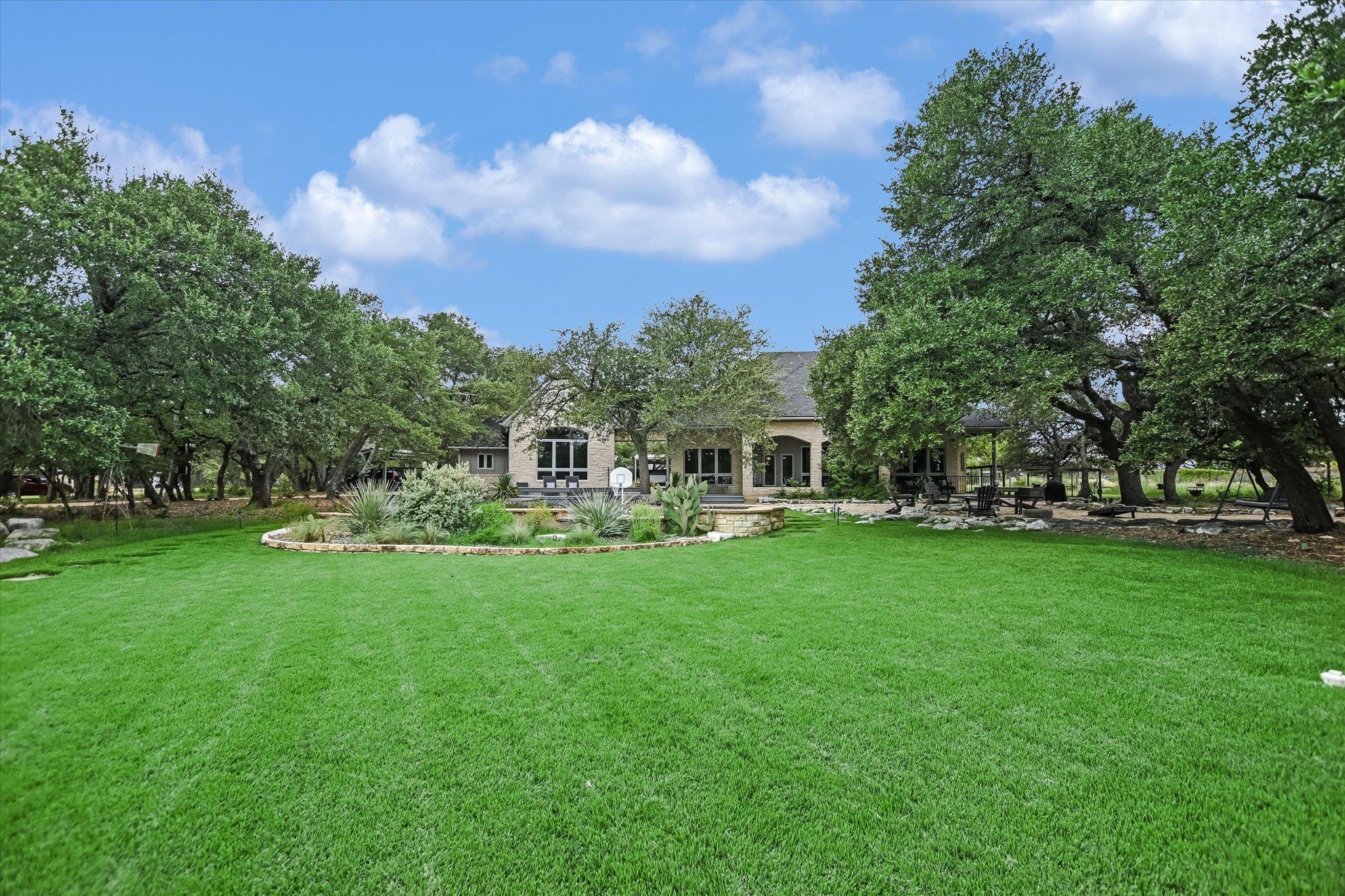 425 Patricia Rd, Georgetown, TX 78628