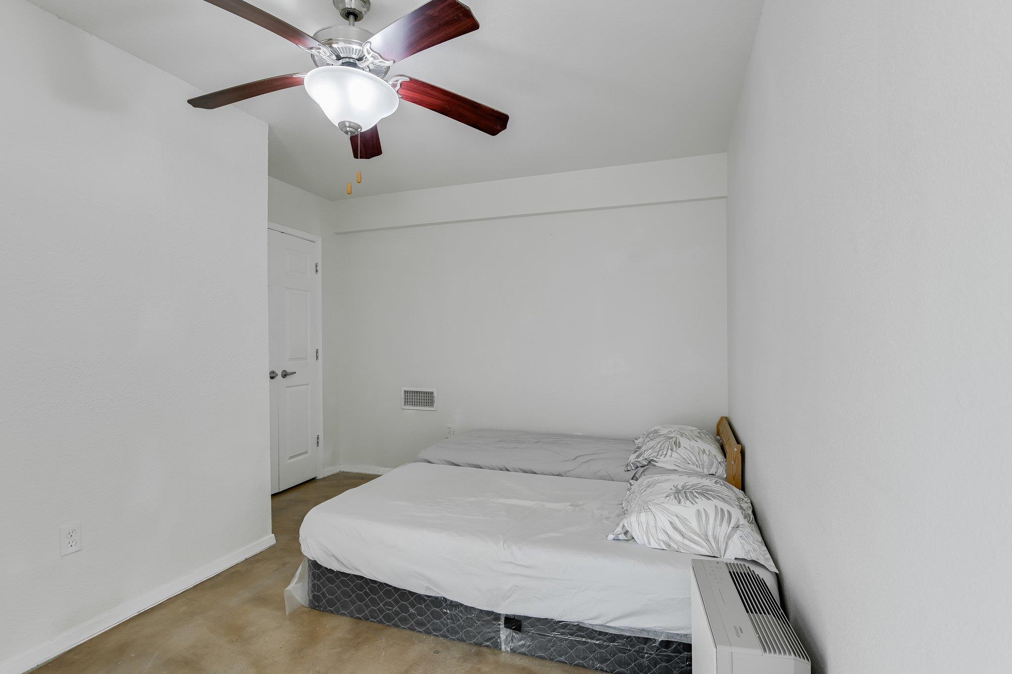 910 W 25th St # 607, Austin, TX 78705