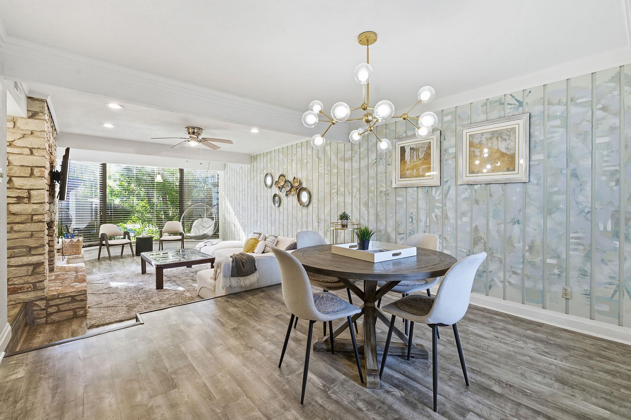 112 World Of Tennis Sq, Lakeway, TX 78738