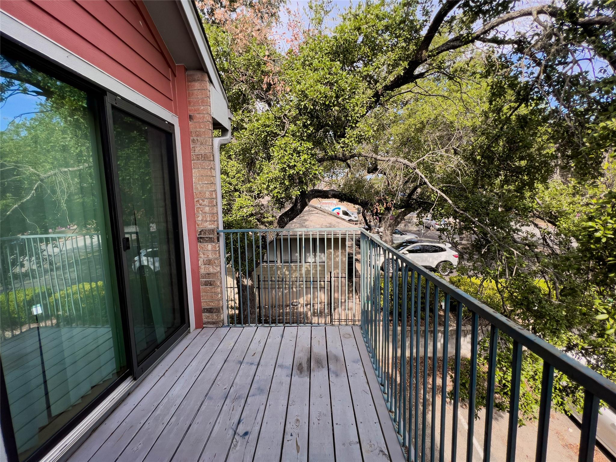 513 South Park Dr # 302, Austin, TX 78704