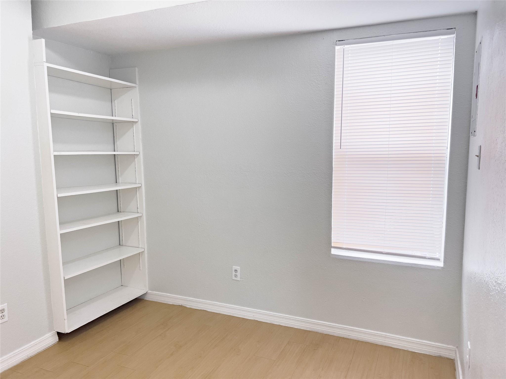 513 South Park Dr # 302, Austin, TX 78704