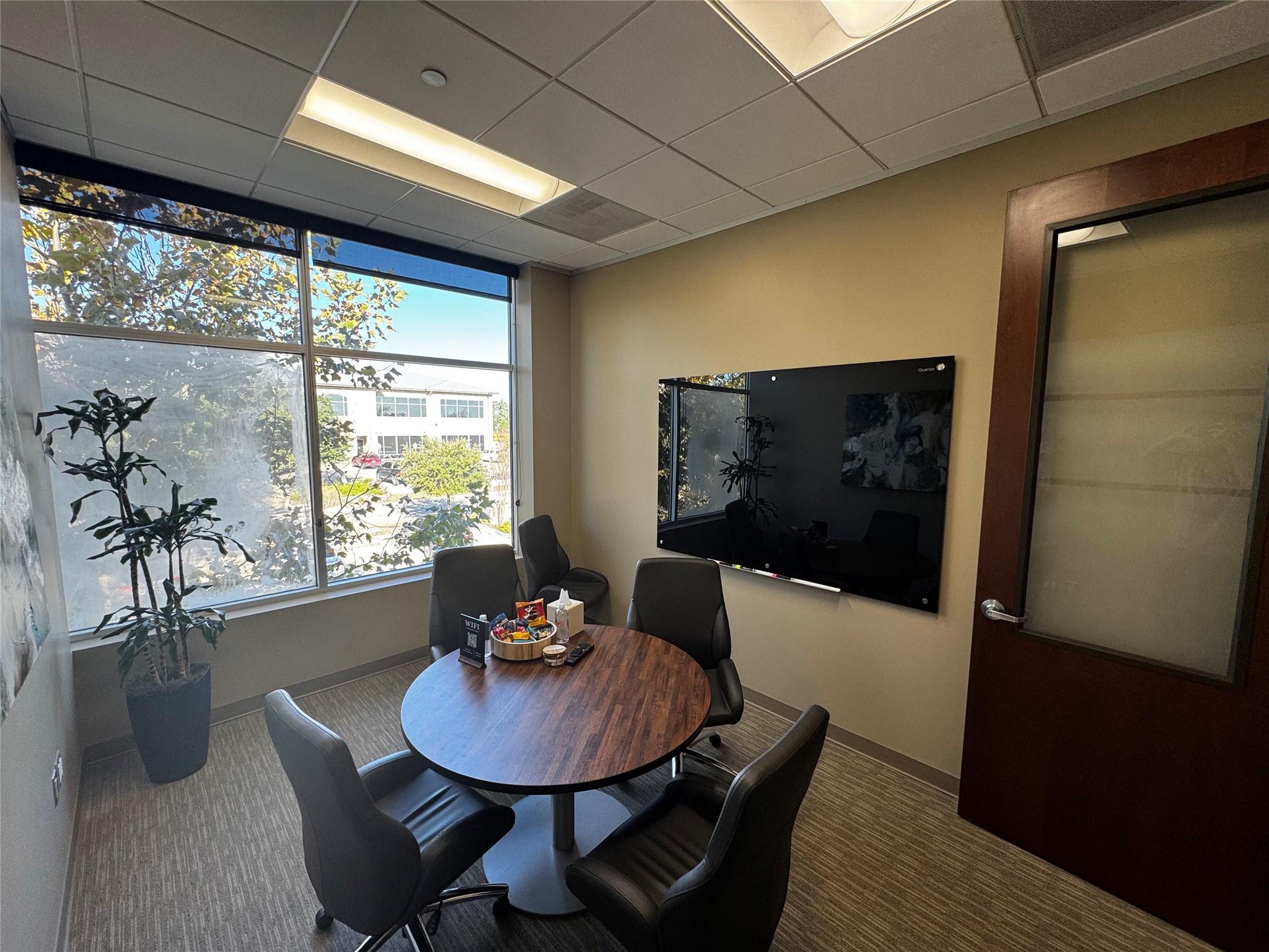 5920 W William Cannon Dr # 201, Austin, TX 78749