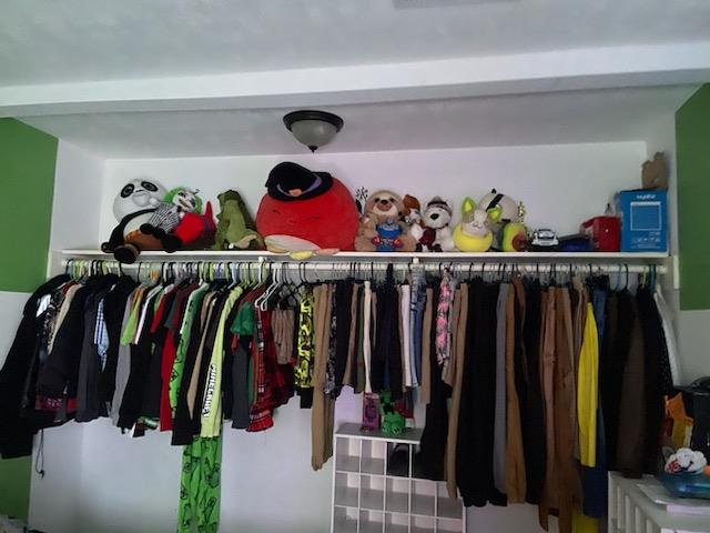 270 Roy Hall Dr, Cleveland, TX 77328