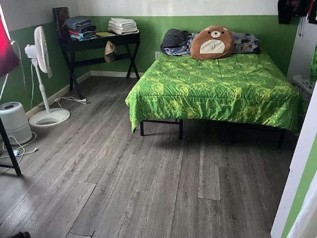 270 Roy Hall Dr, Cleveland, TX 77328