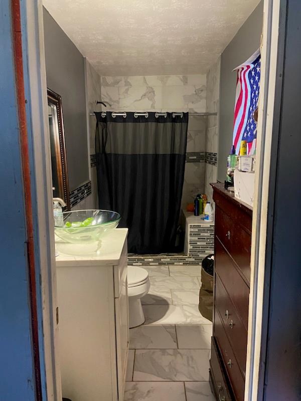 270 Roy Hall Dr, Cleveland, TX 77328