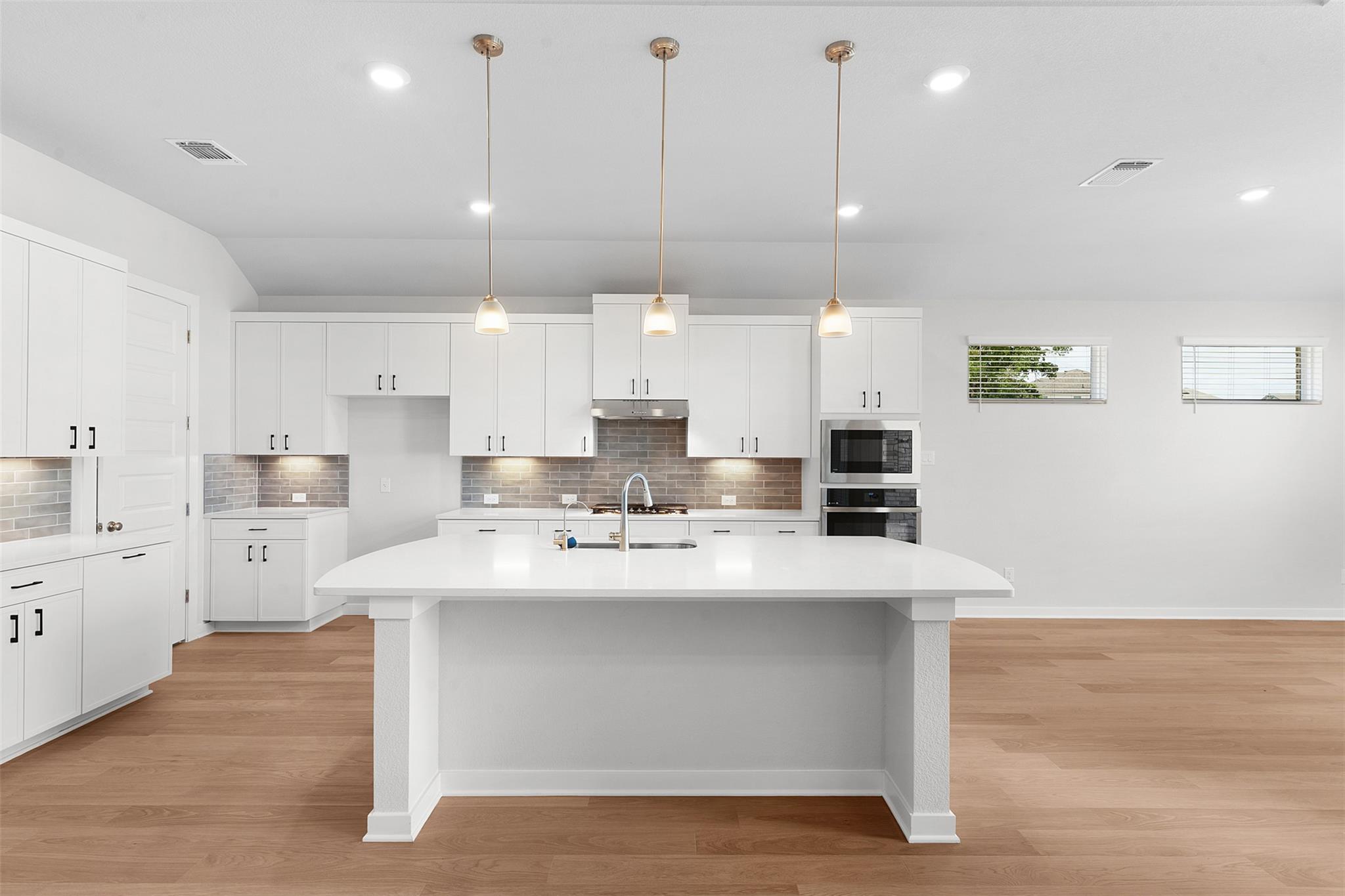 128 Sandrock Trl, Georgetown, TX 78633