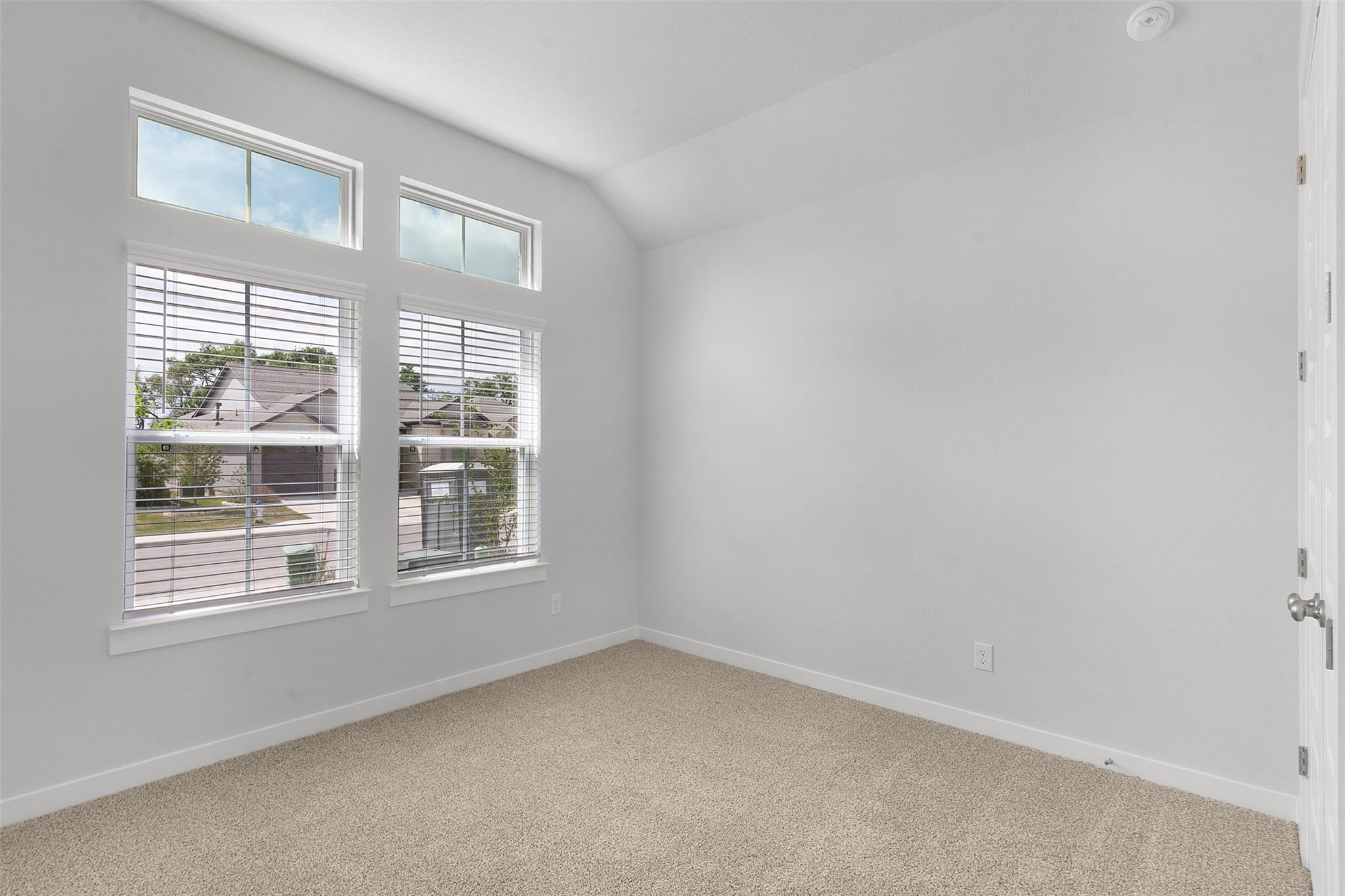 128 Sandrock Trl, Georgetown, TX 78633