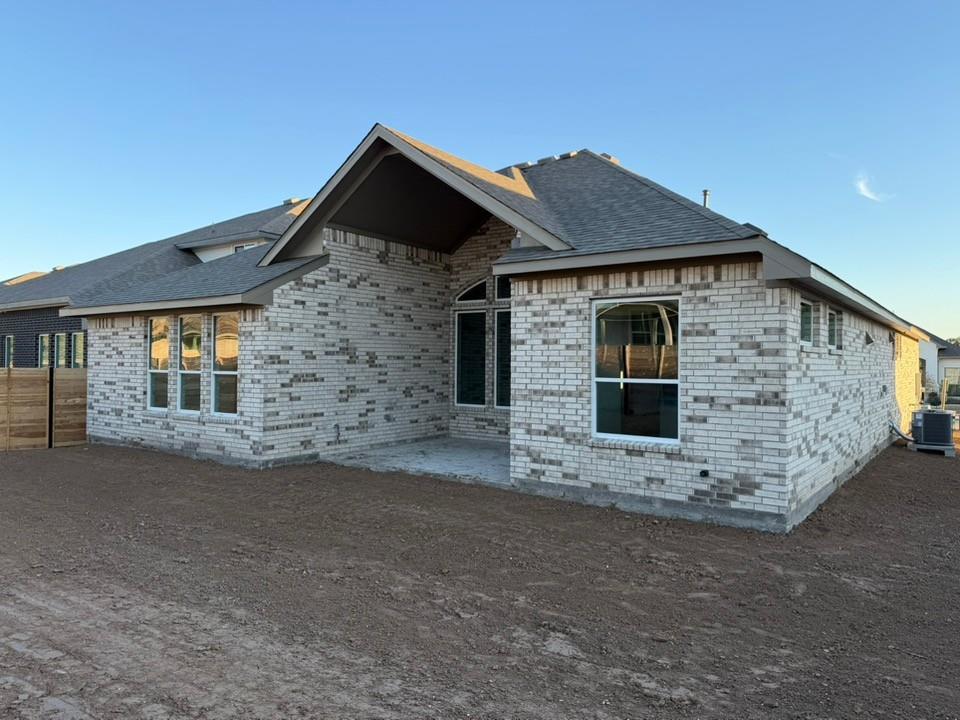 128 Sandrock Trl, Georgetown, TX 78633