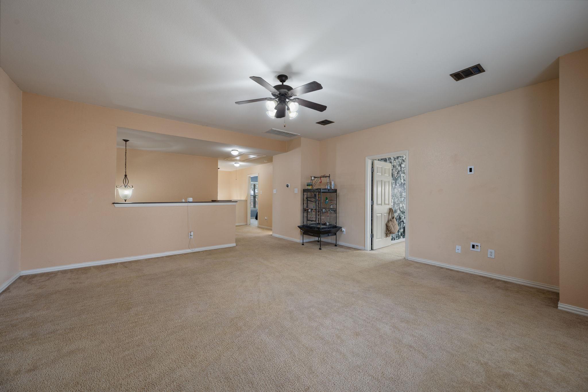 2415 Elkhorn Ranch Rd, Leander, TX 78641