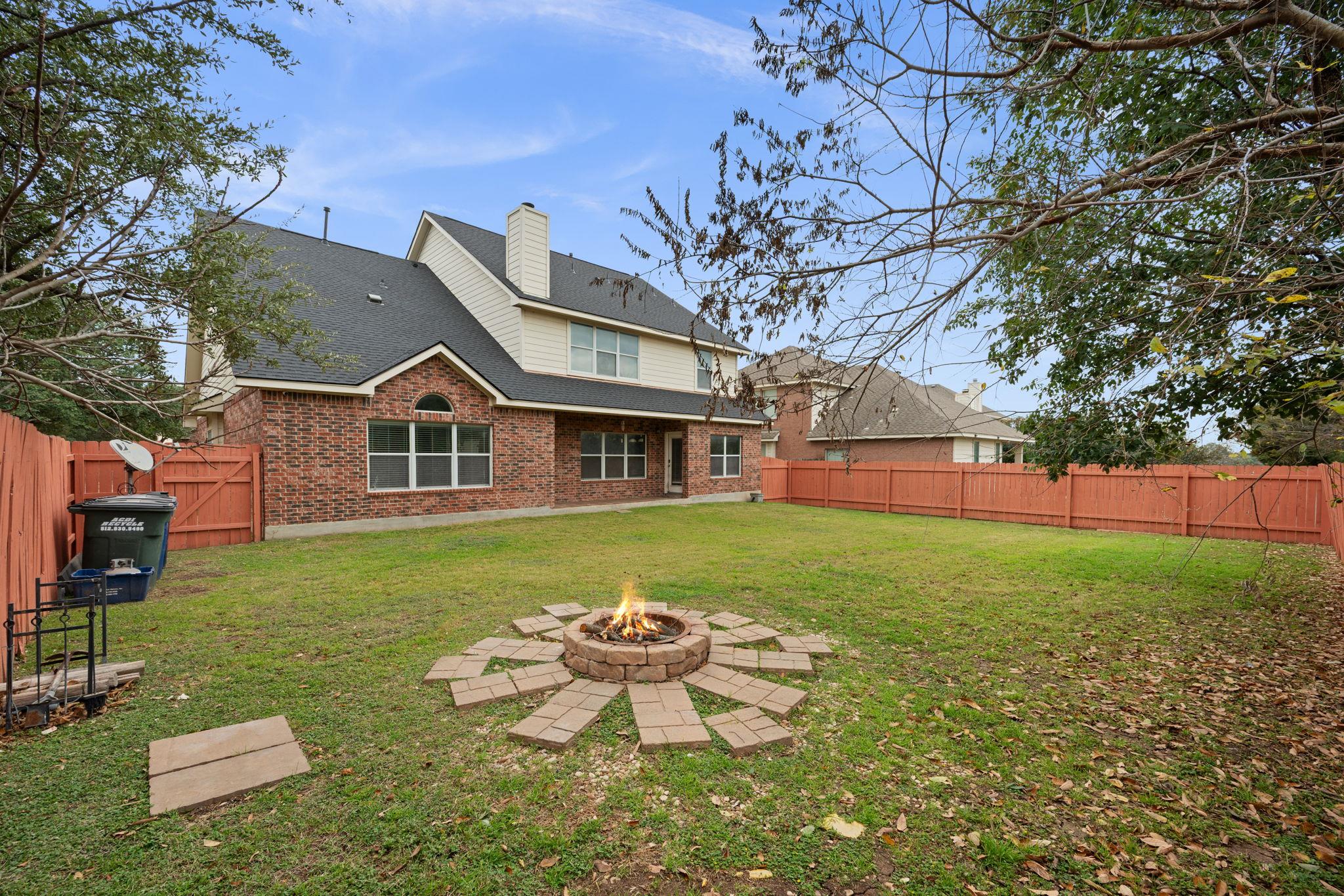 2415 Elkhorn Ranch Rd, Leander, TX 78641