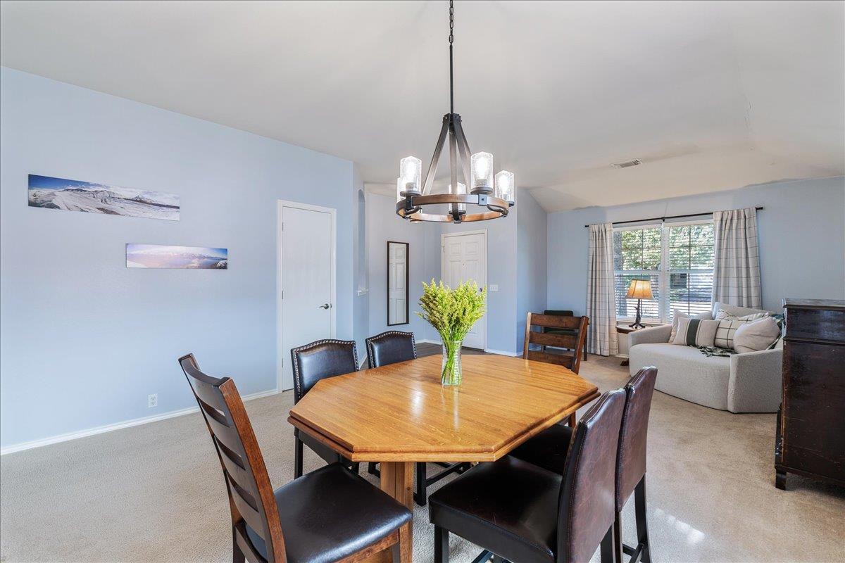 15001 Lantern Dr, Pflugerville, TX 78660