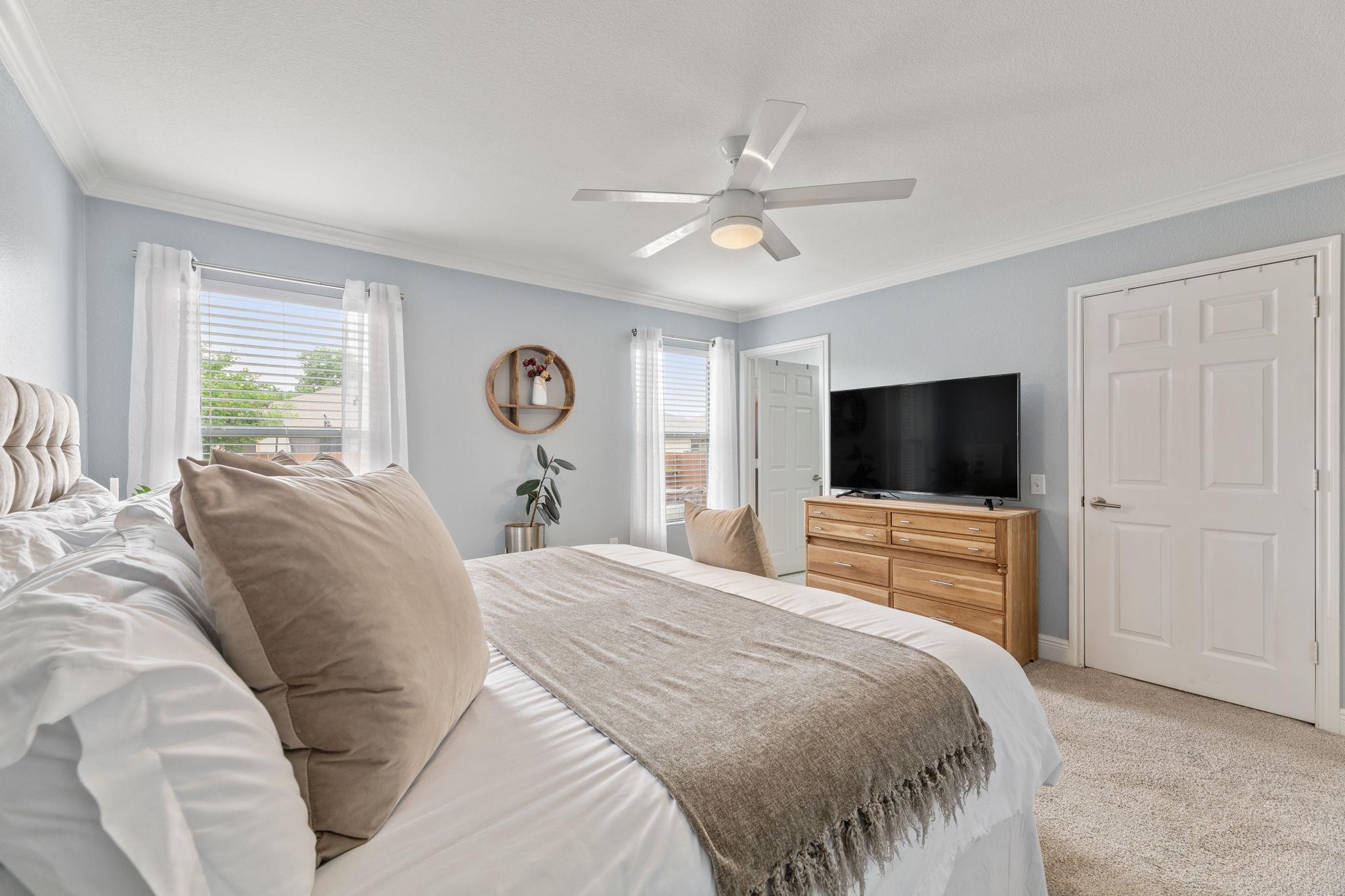 12616 Sky Harbor Dr, Del Valle, TX 78617