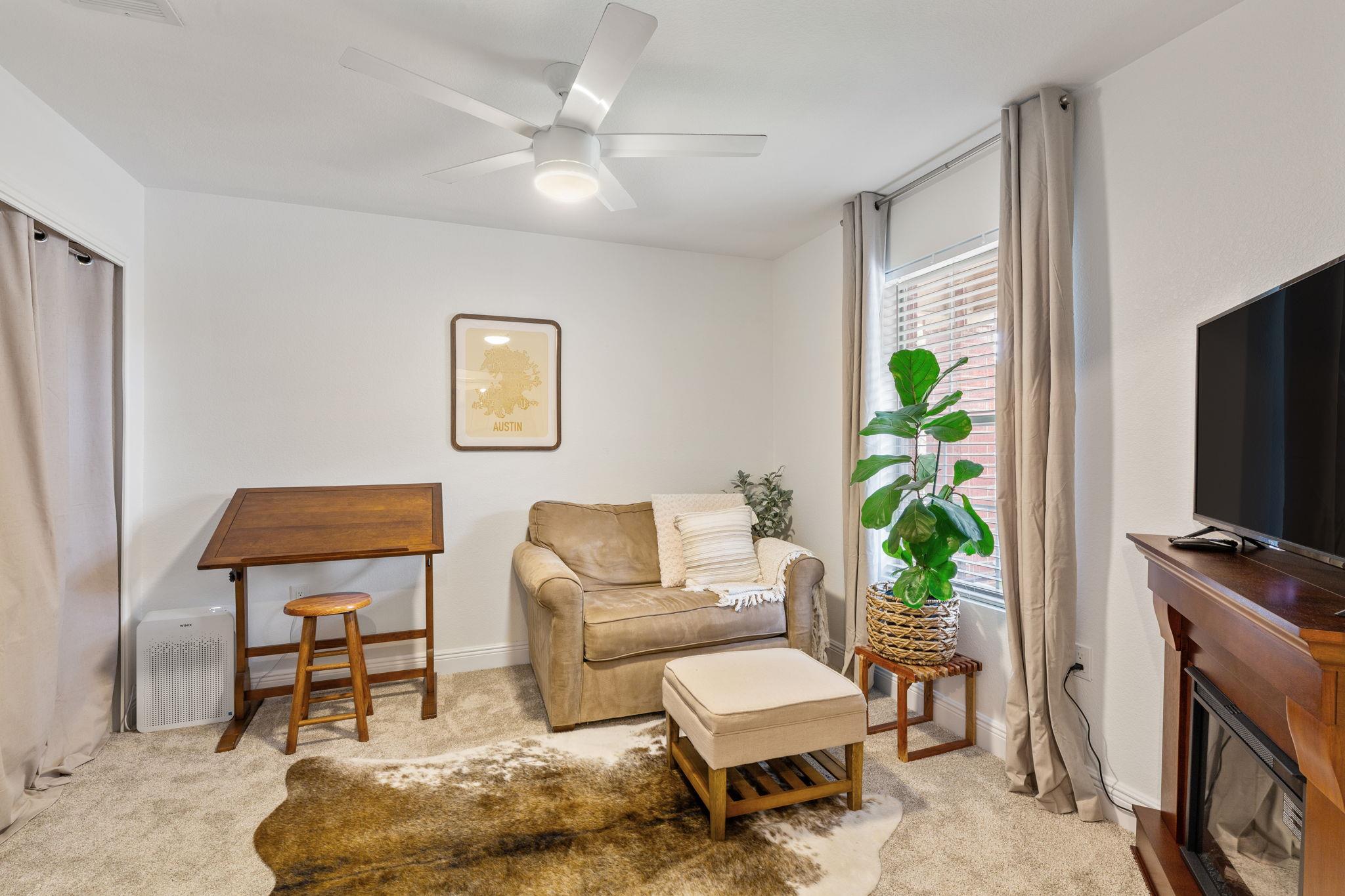 12616 Sky Harbor Dr, Del Valle, TX 78617