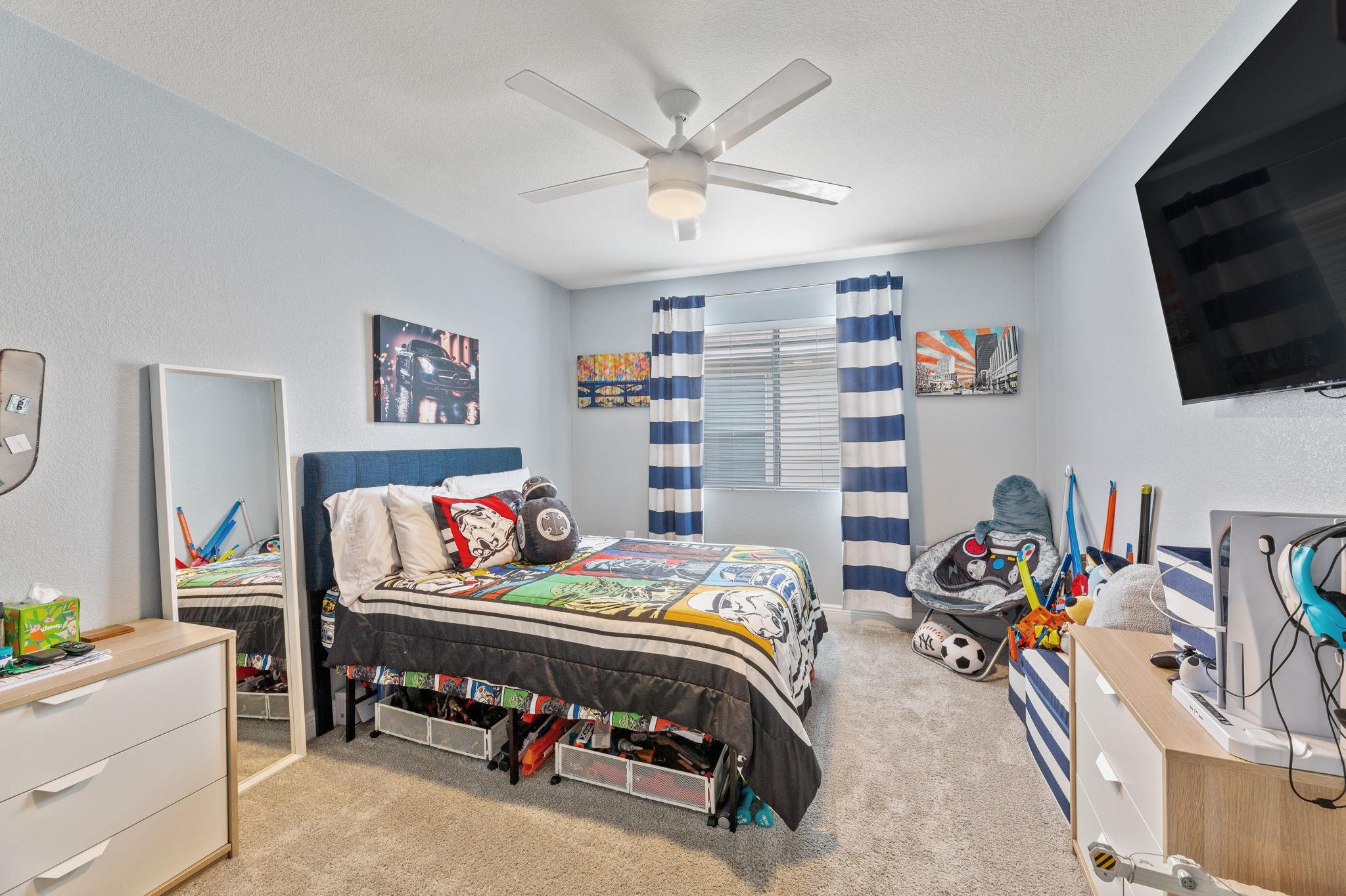 12616 Sky Harbor Dr, Del Valle, TX 78617