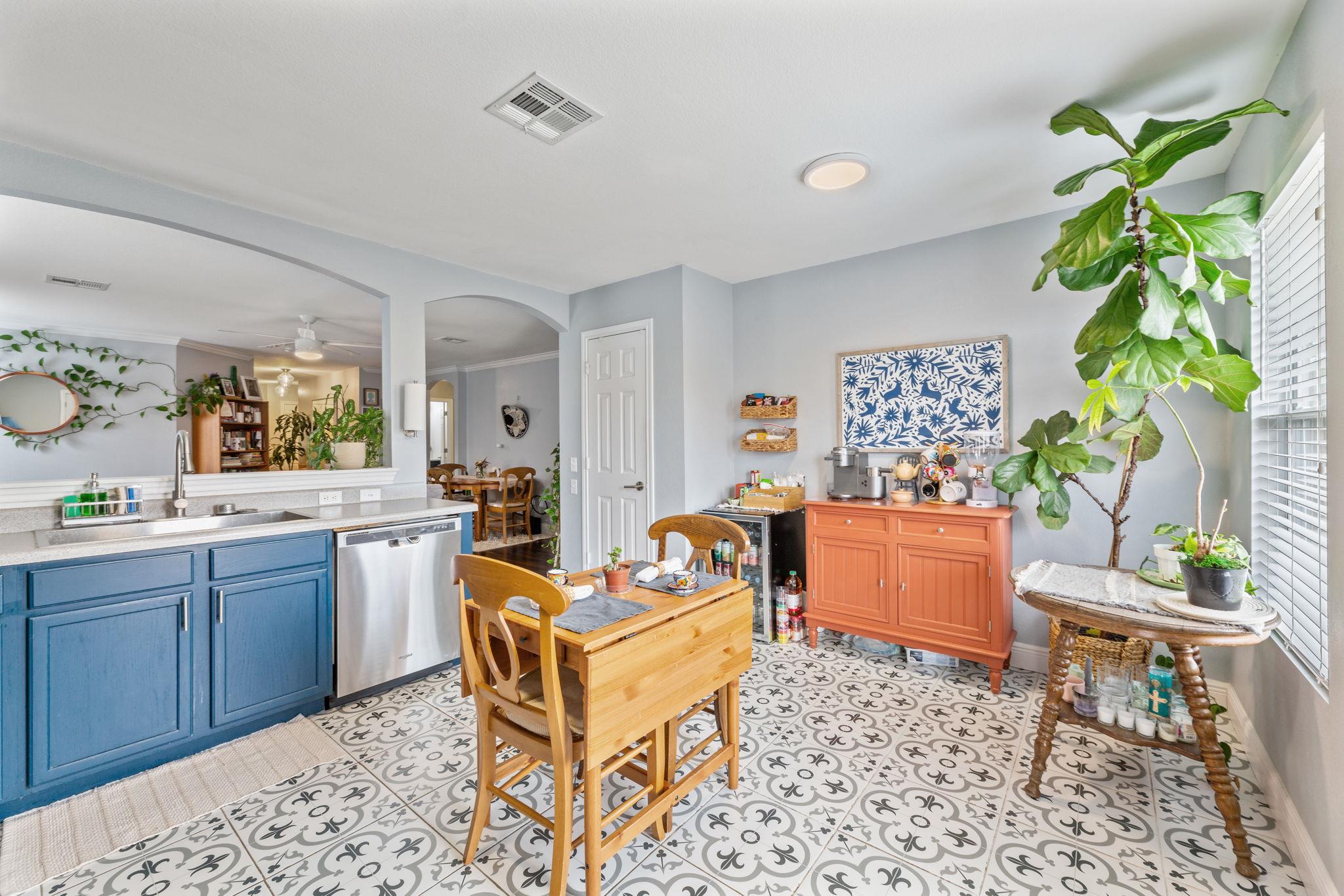 12616 Sky Harbor Dr, Del Valle, TX 78617