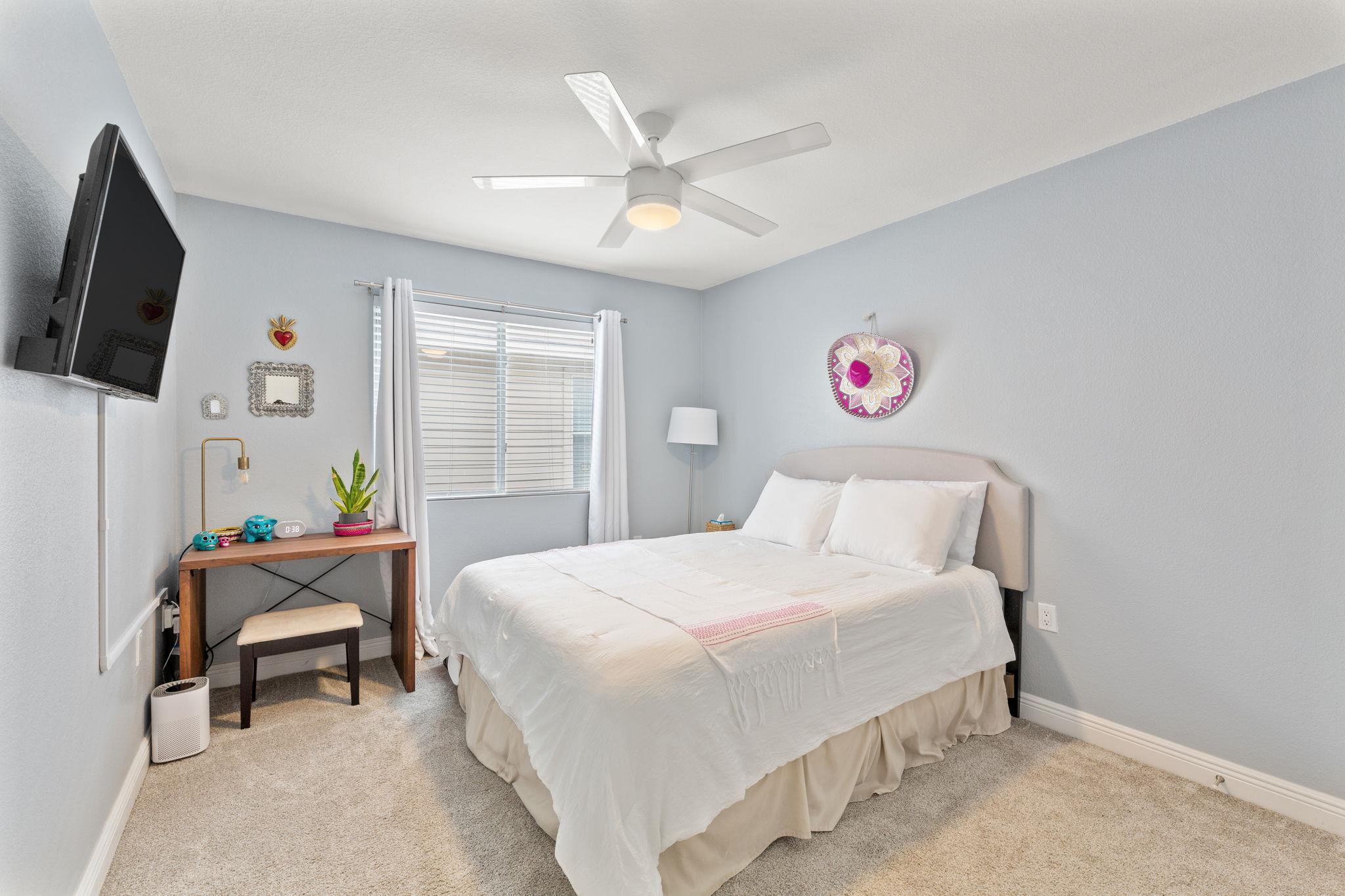 12616 Sky Harbor Dr, Del Valle, TX 78617