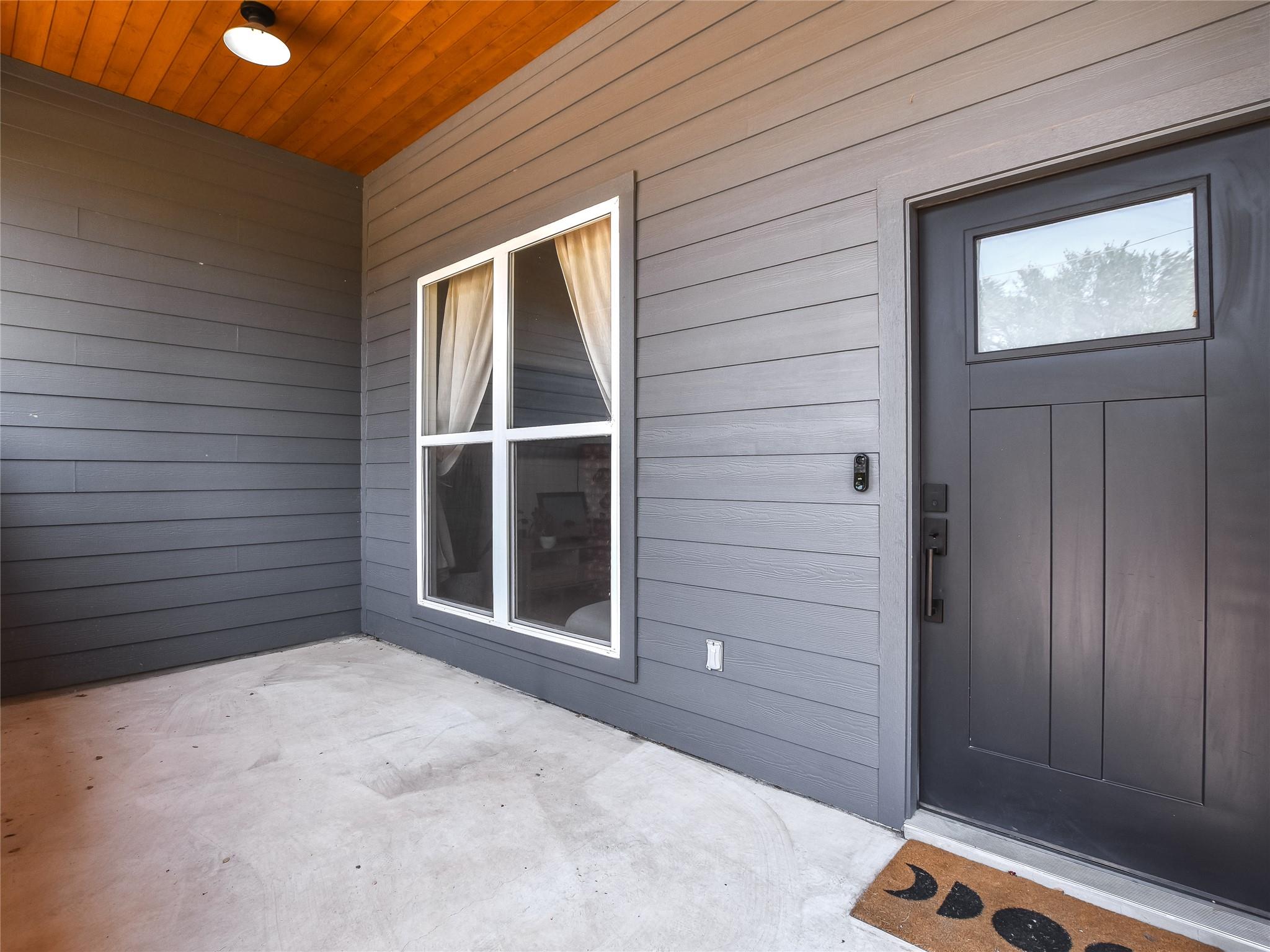 114 E Keomuku Ln, Bastrop, TX 78602