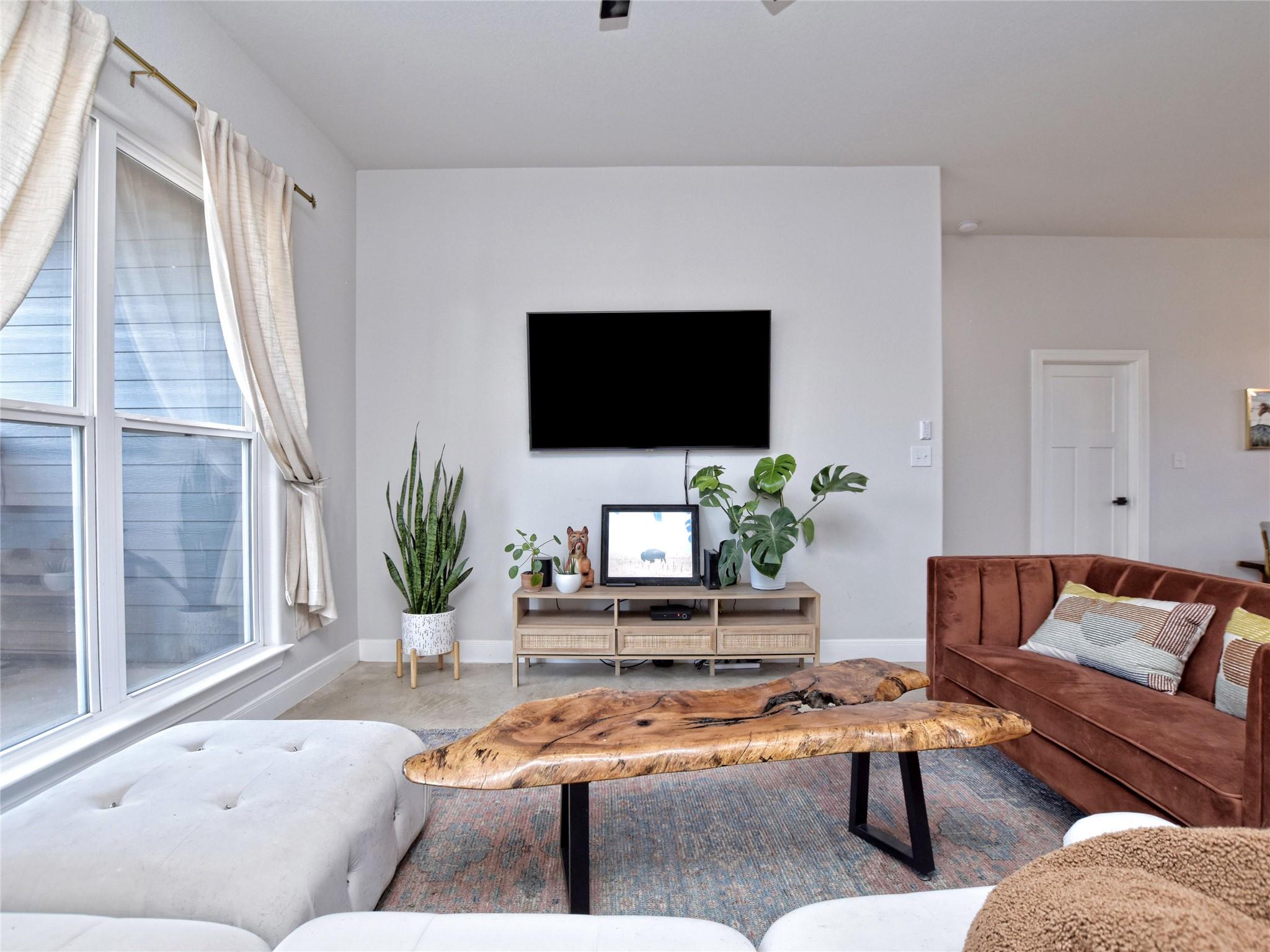 114 E Keomuku Ln, Bastrop, TX 78602