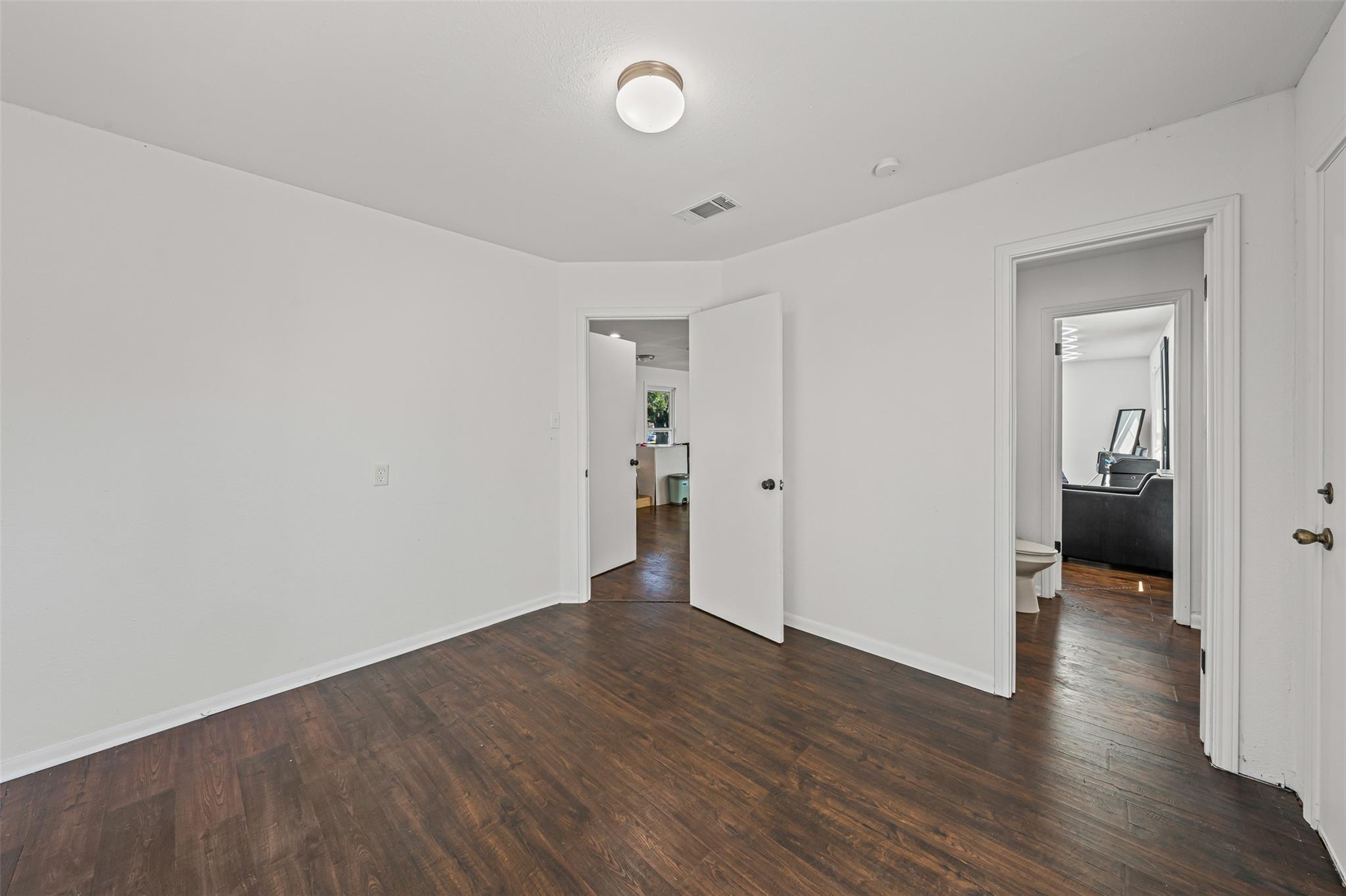 303 Childress Dr, Rockdale, TX 76567