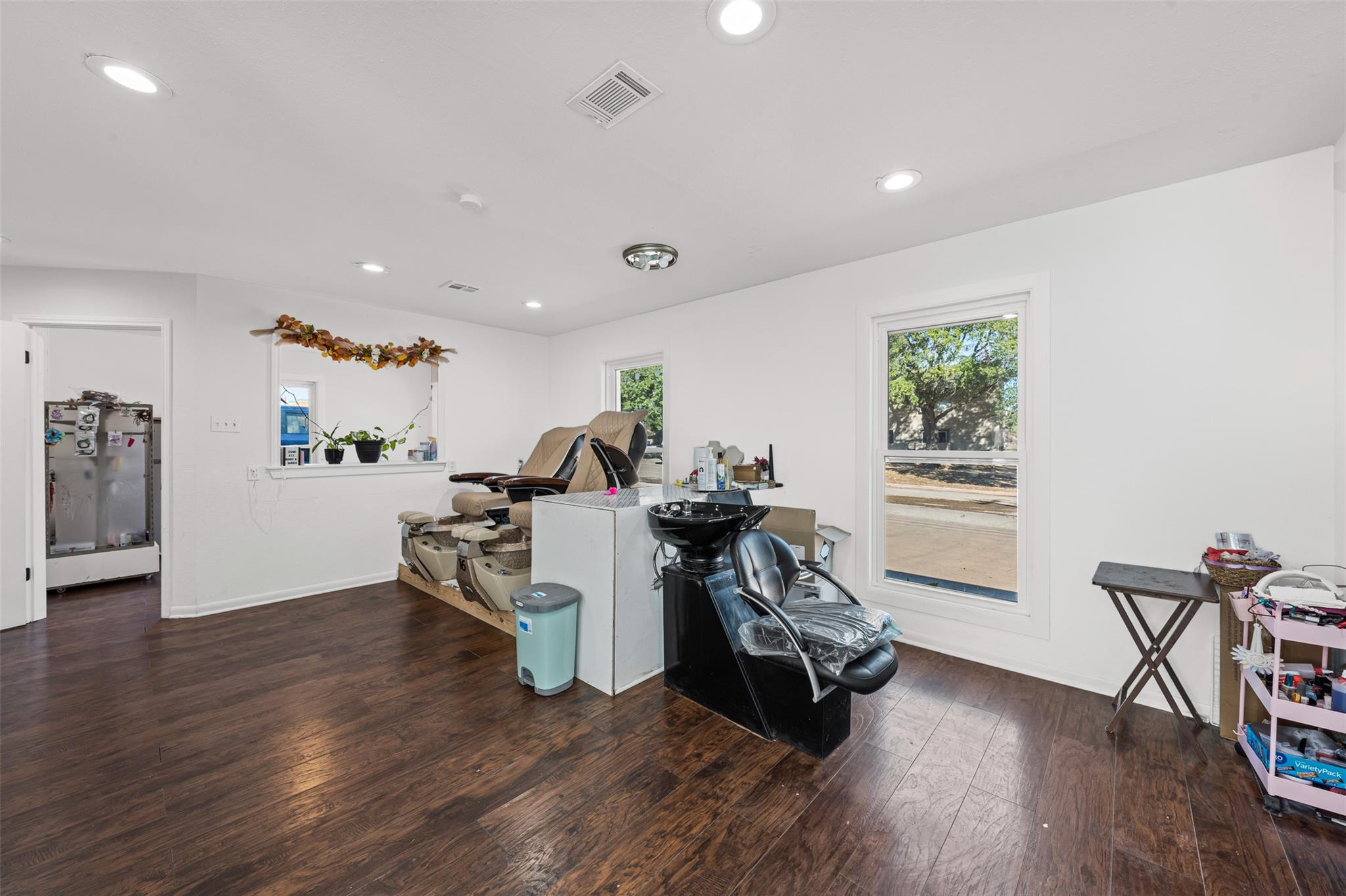 303 Childress Dr, Rockdale, TX 76567