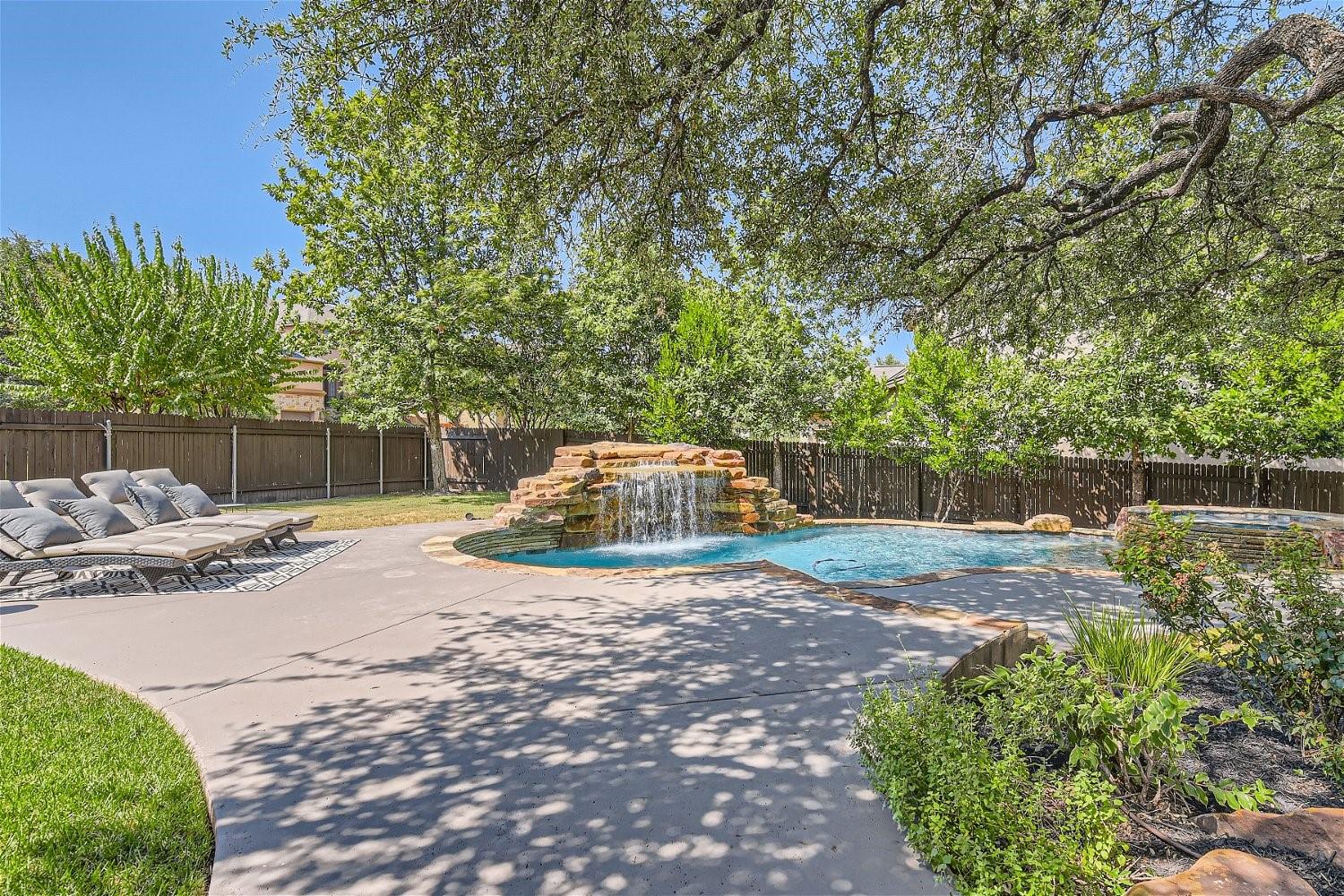 12212 Azure Shores Ct, Austin, TX 78732